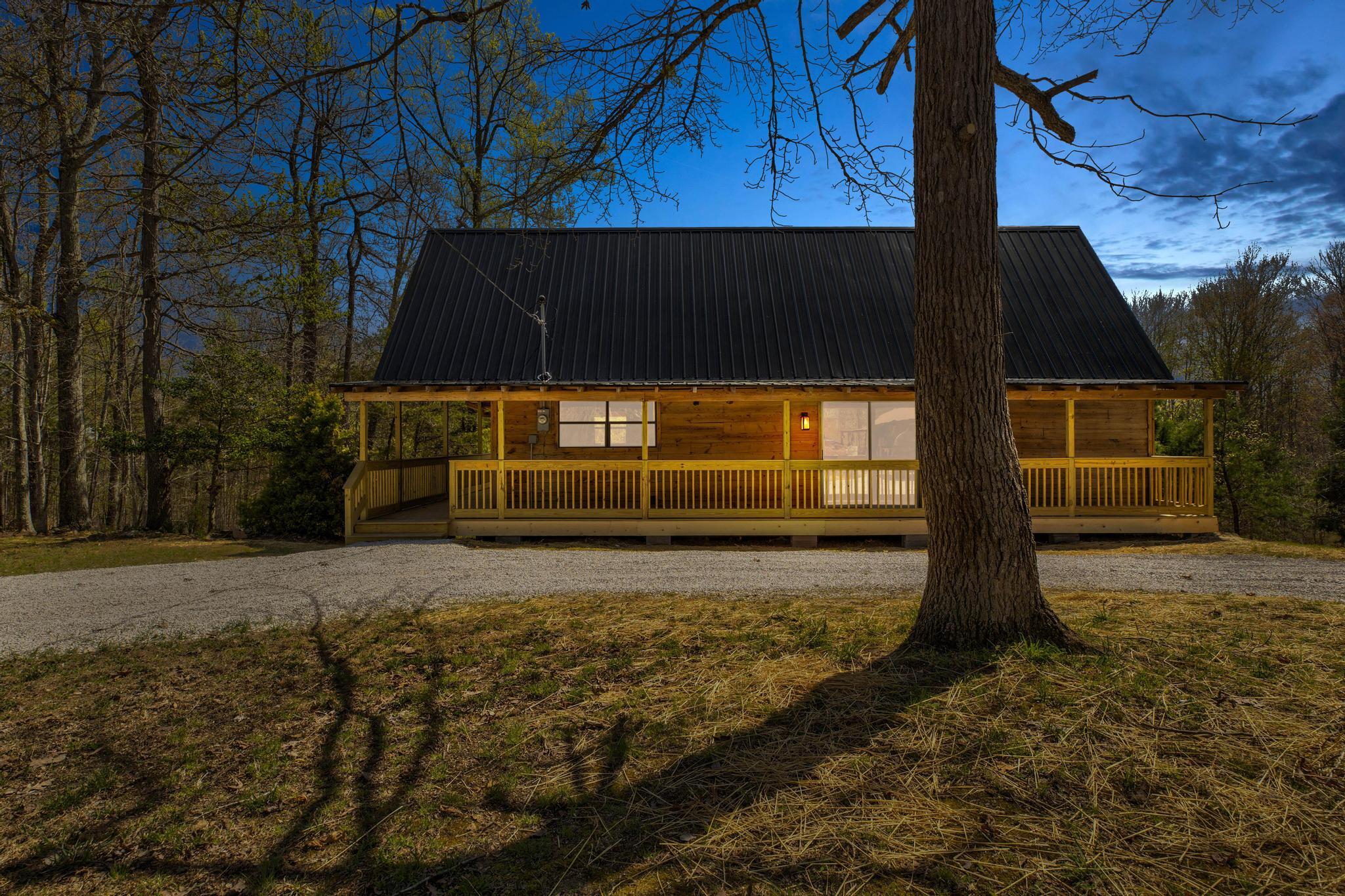 663 Twin Oaks Road Property Photo 1