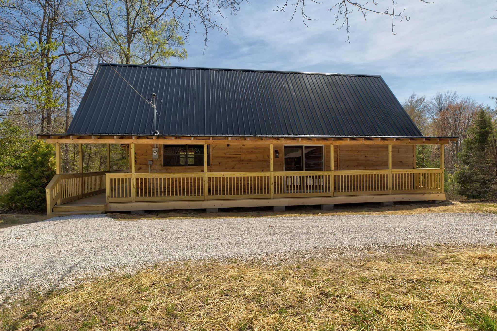 663 Twin Oaks Road Property Photo 6