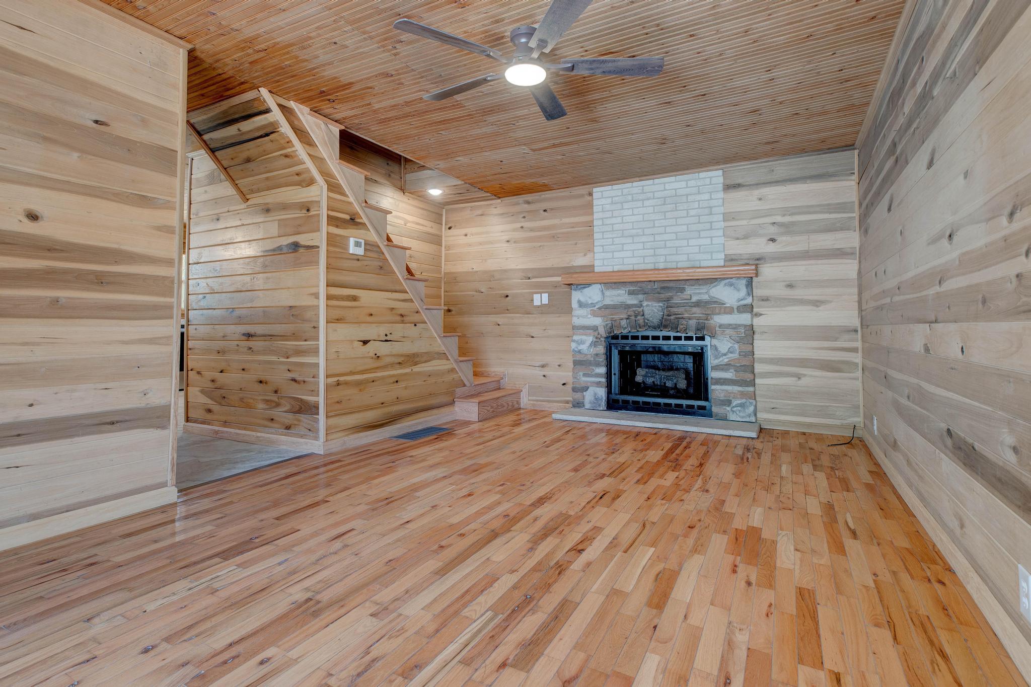 663 Twin Oaks Road Property Photo 15