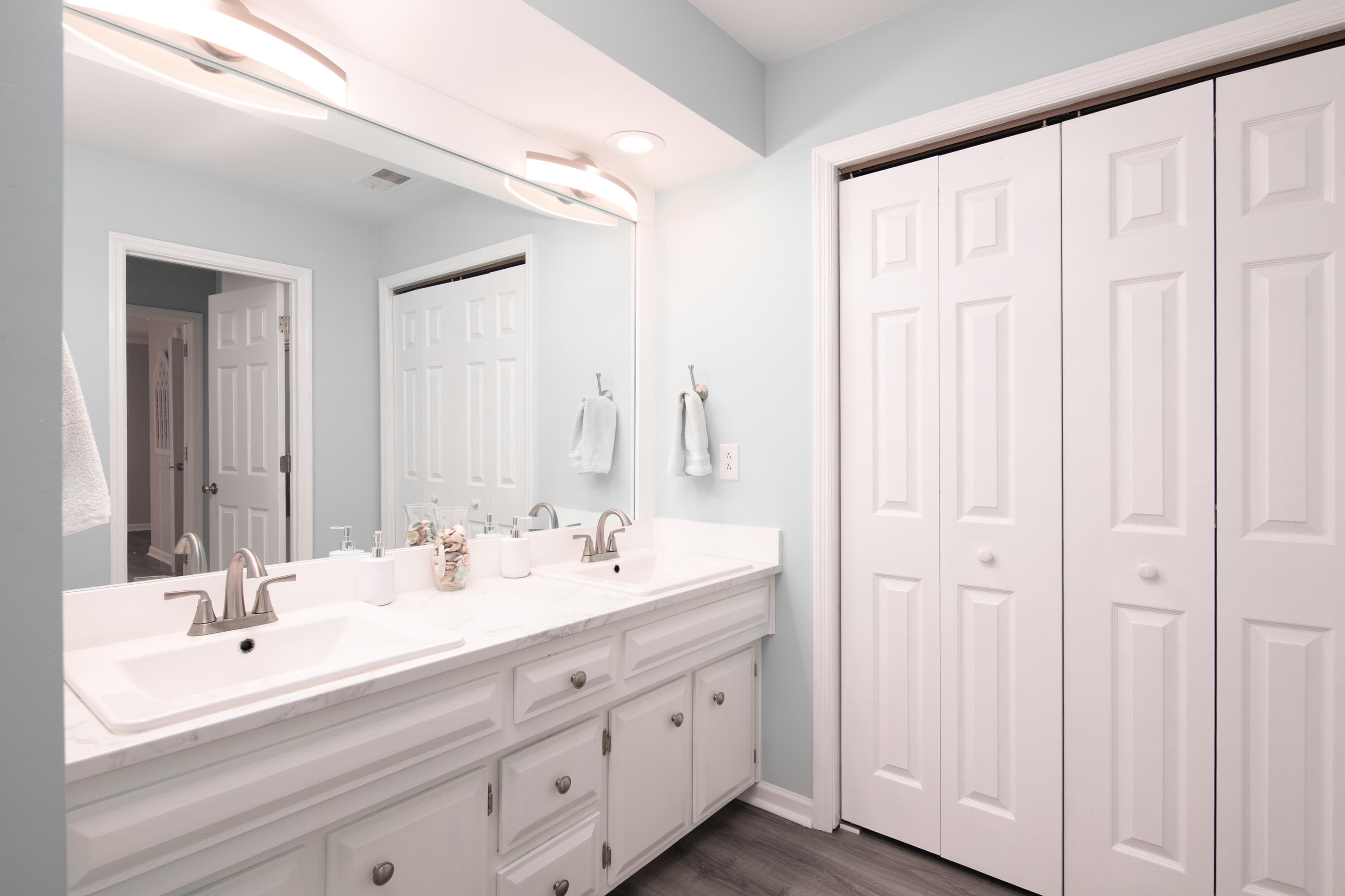 2140 Crystal Creek Drive Property Photo 21