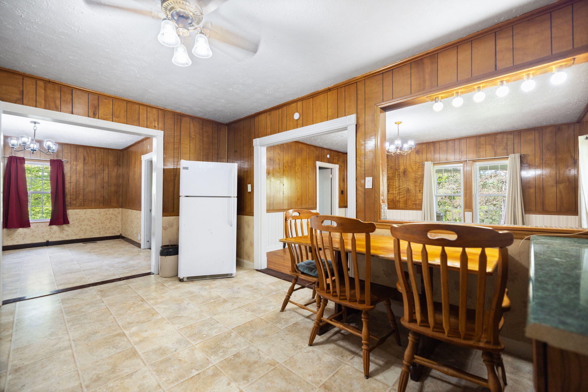 249 3rd Street Property Photo 26