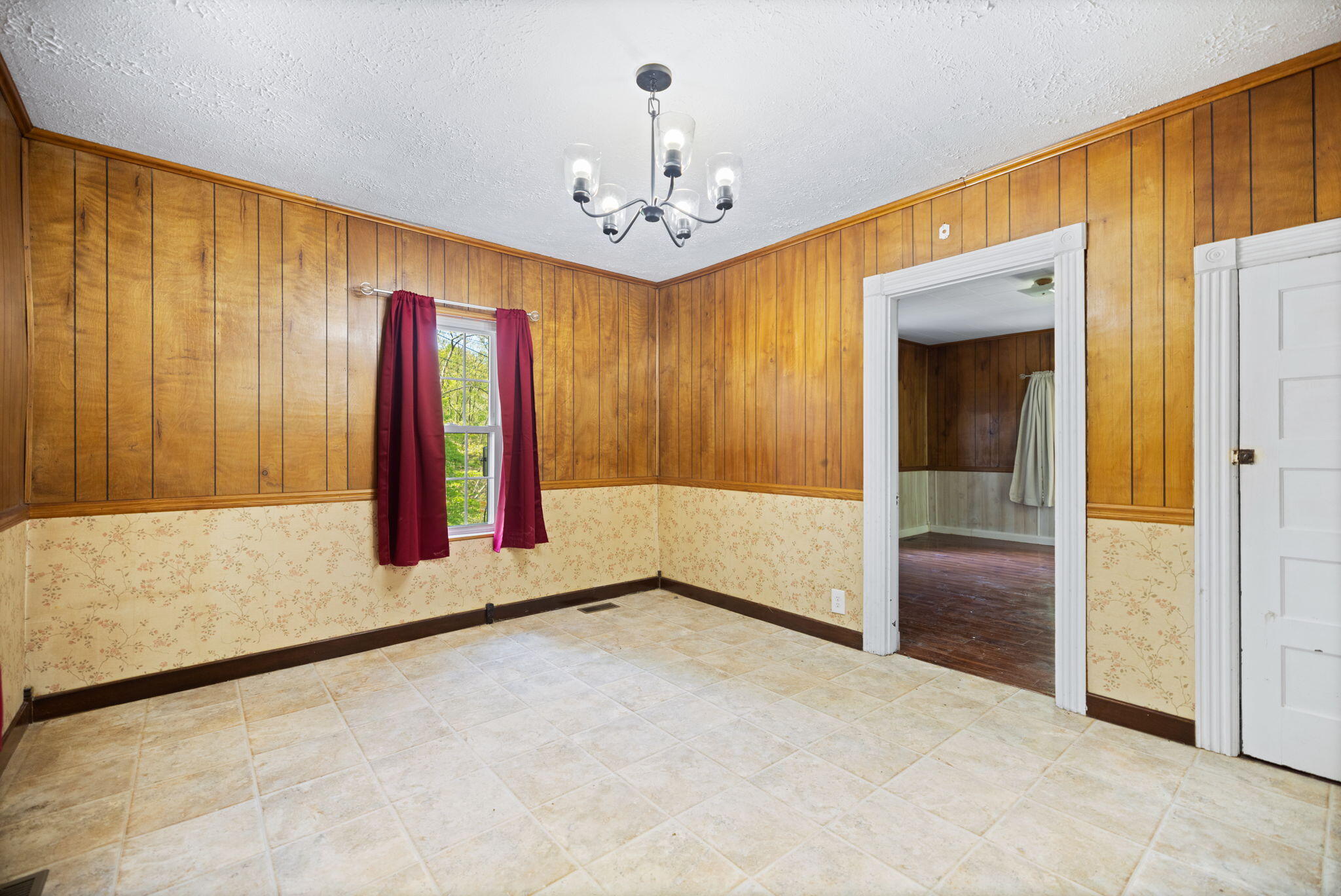 249 3rd Street Property Photo 30