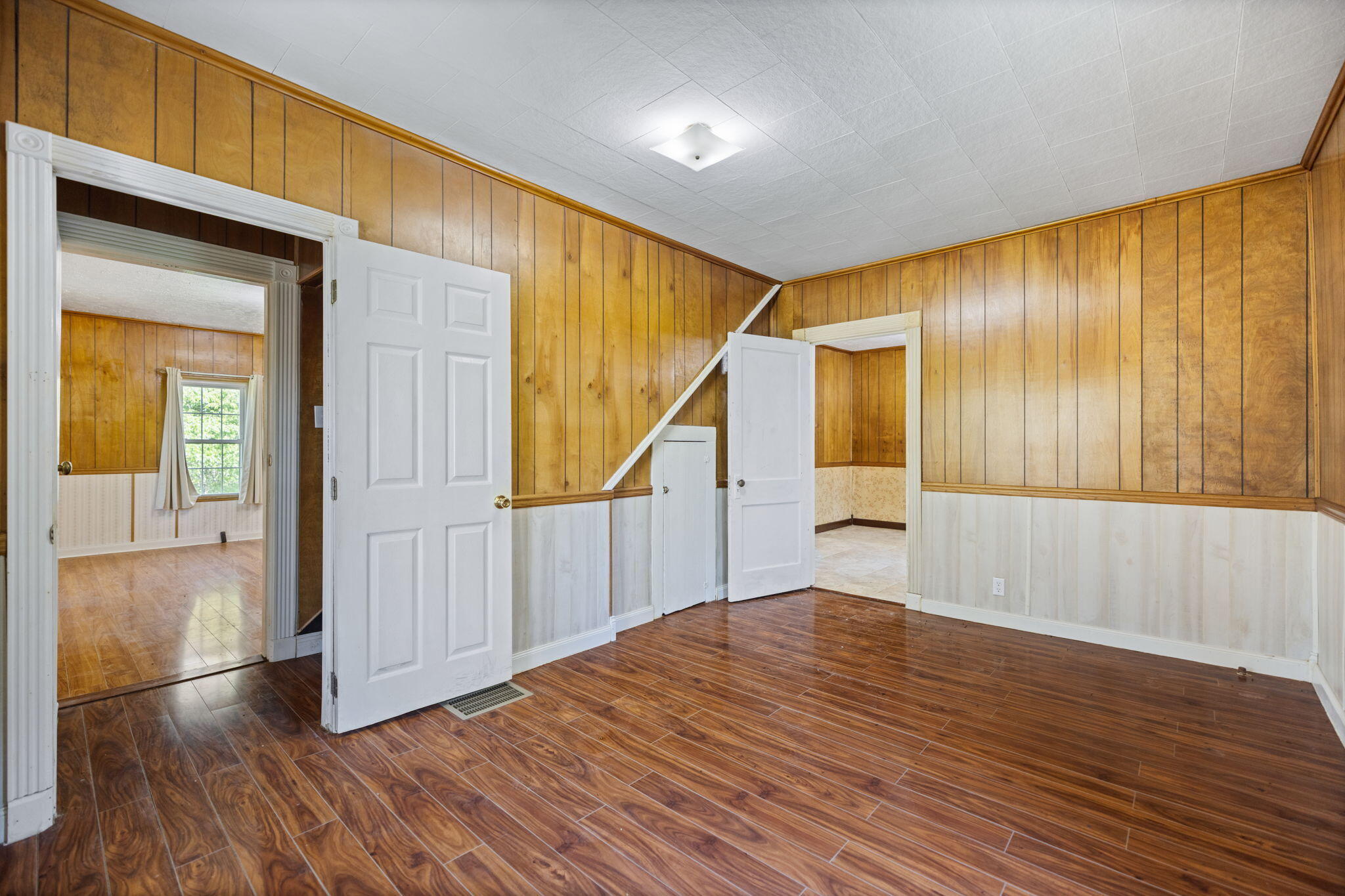 249 3rd Street Property Photo 33