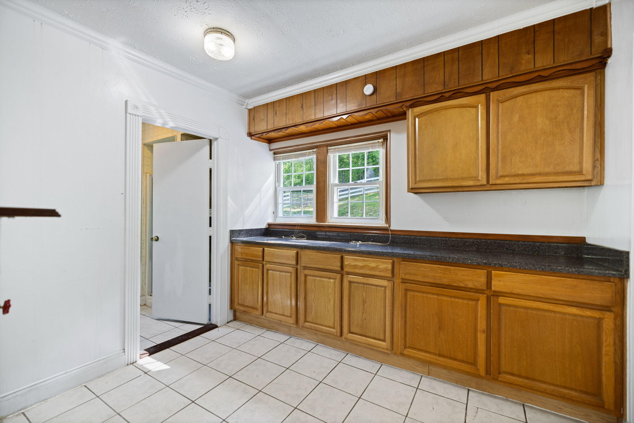 249 3rd Street Property Photo 35