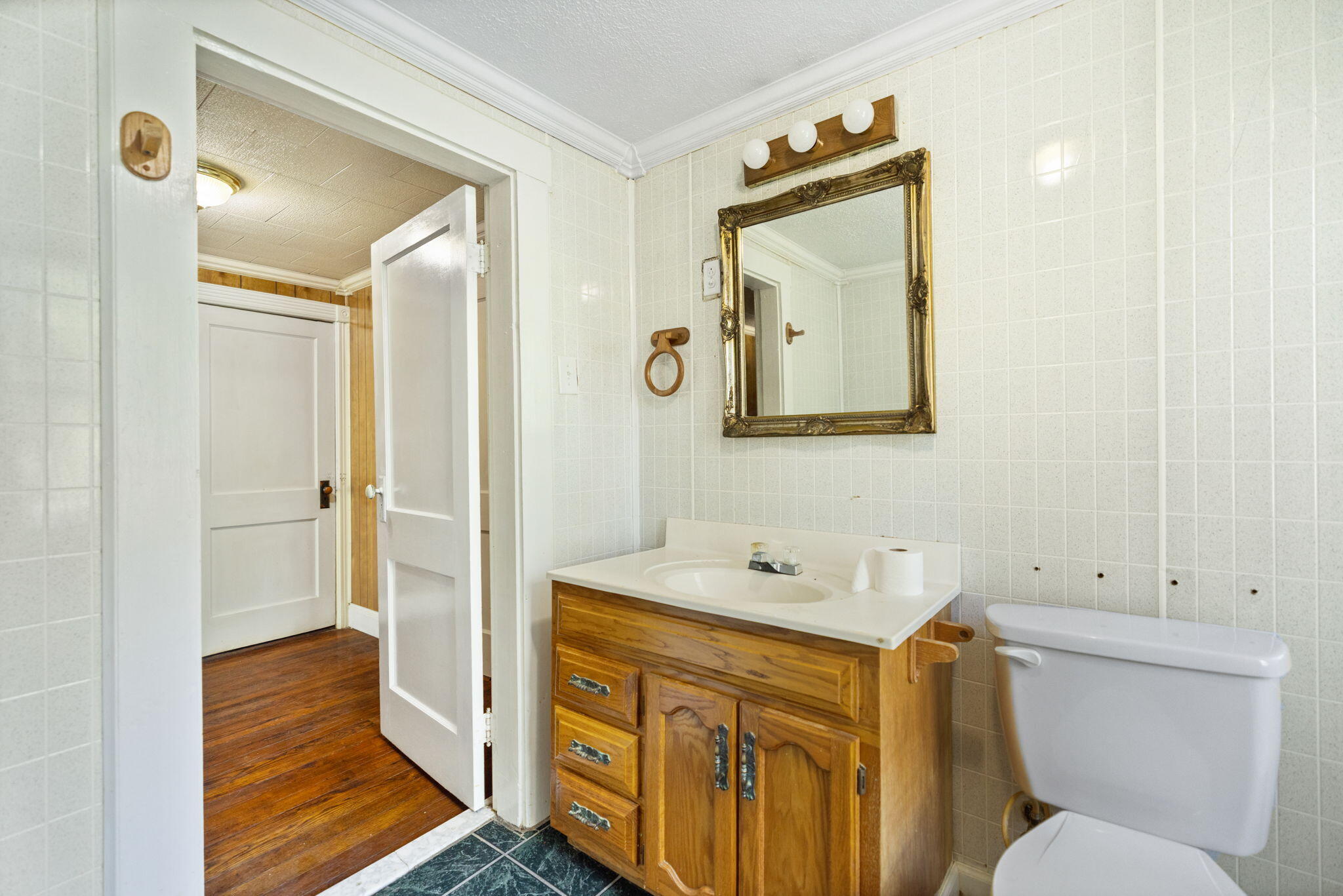 249 3rd Street Property Photo 48
