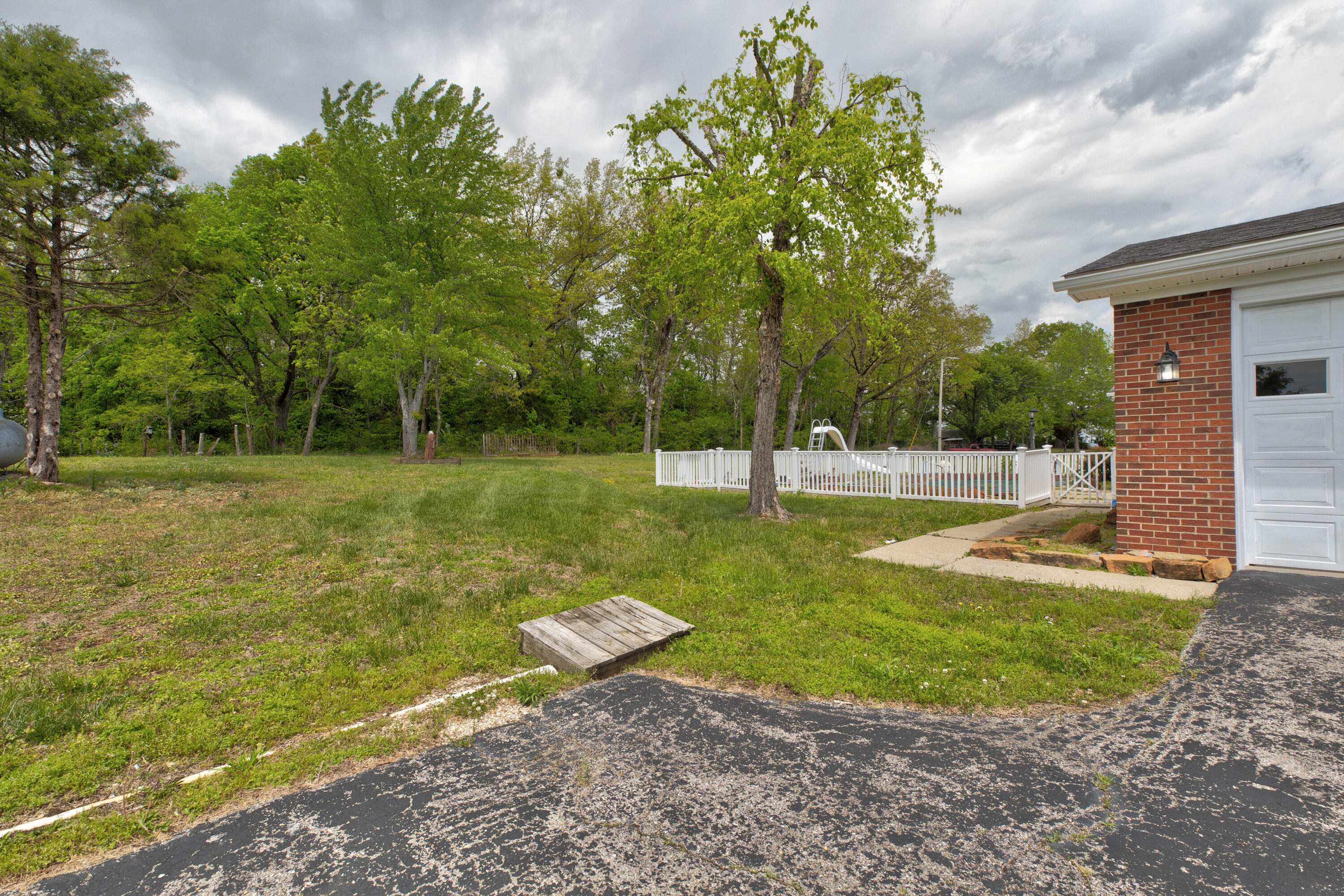 4224 E Kentucky 36 Property Photo 56