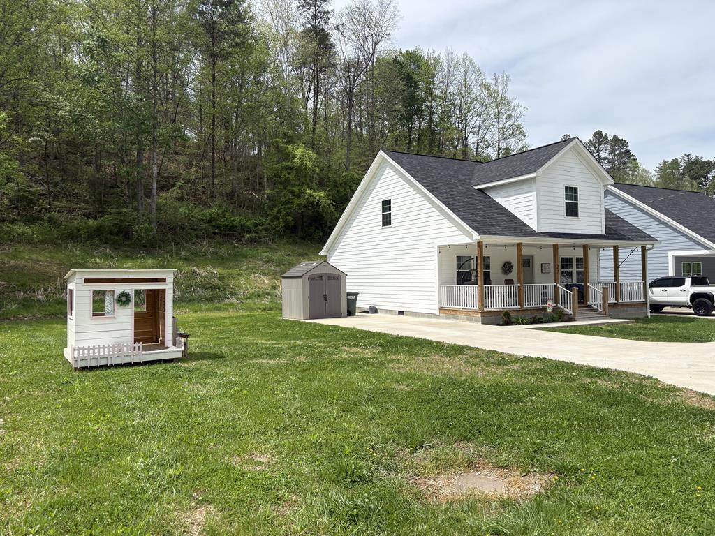 27 Wetzel Drive Property Photo 2