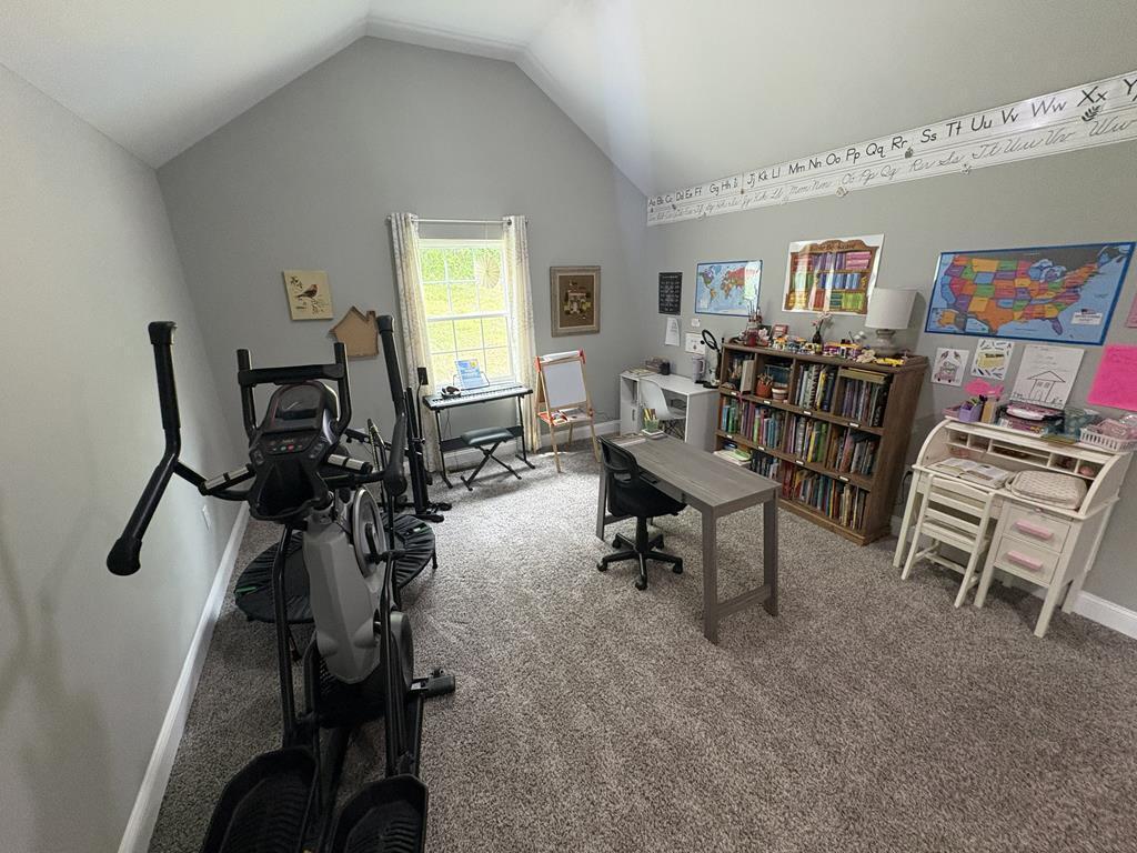 27 Wetzel Drive Property Photo 17