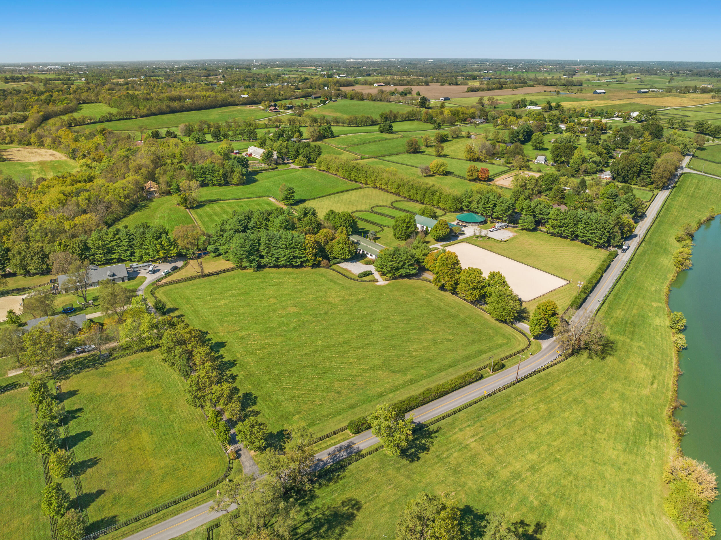 4781 Mount Horeb Pike Property Photo 1