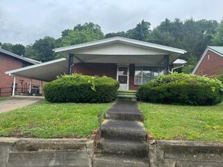 403 E Mound Street Property Photo 5