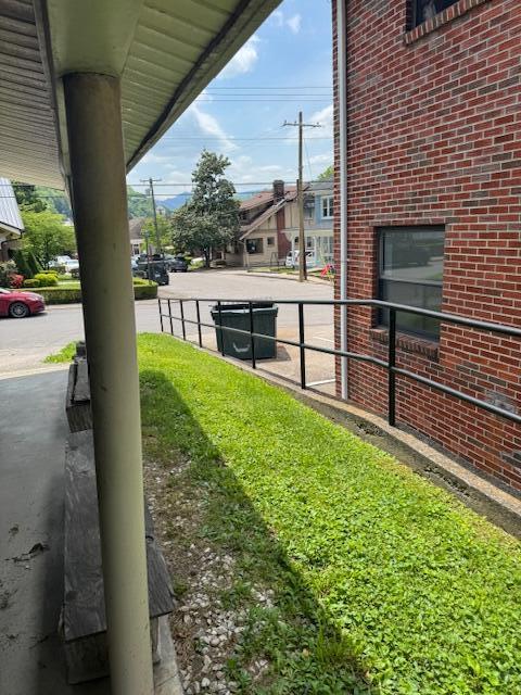 403 E Mound Street Property Photo 17