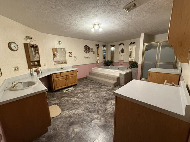 402 Westwood Drive Property Photo 22