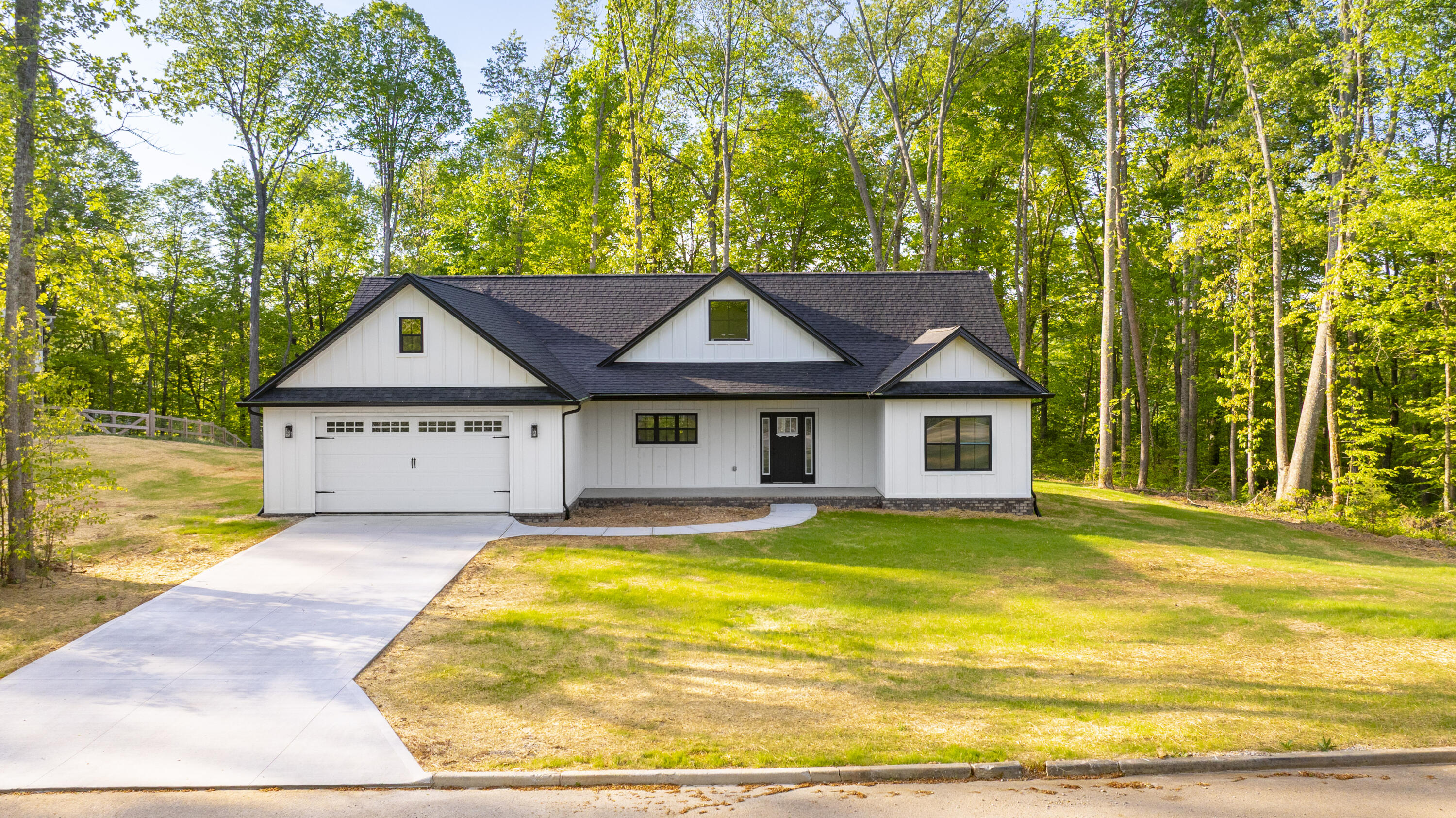 22 E Golden Island Property Photo 5