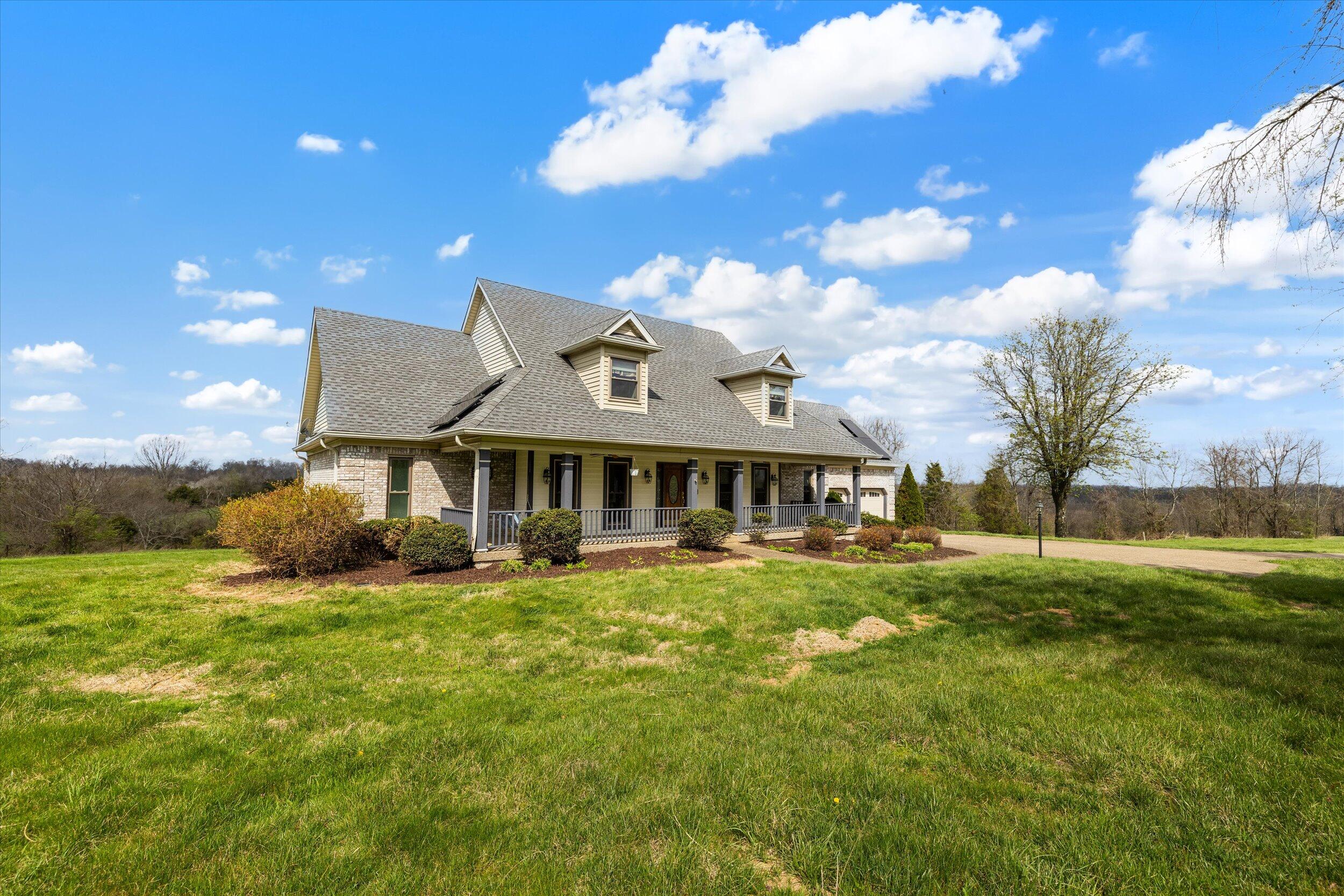 101 Frontage Road Property Photo 3