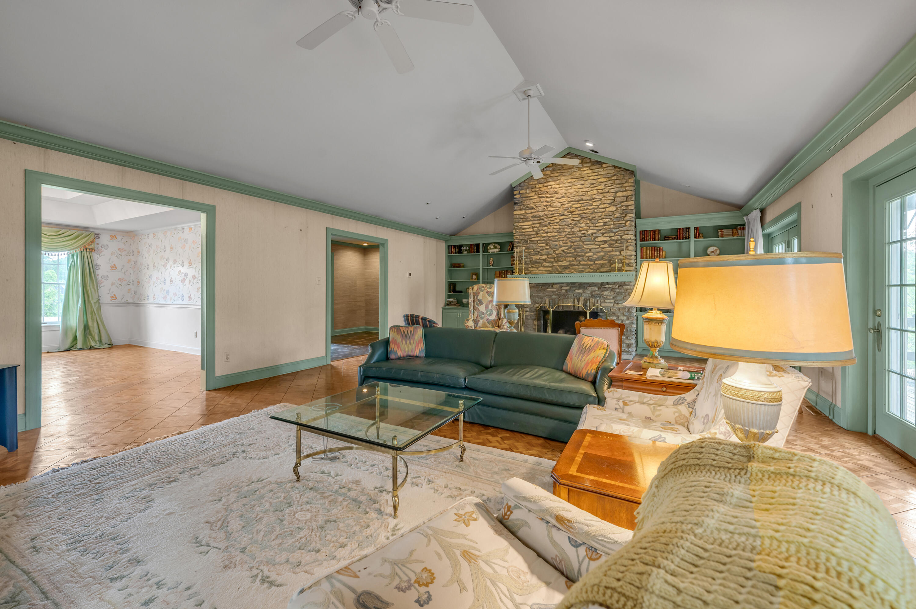 105 Old Farm Road Property Photo 12