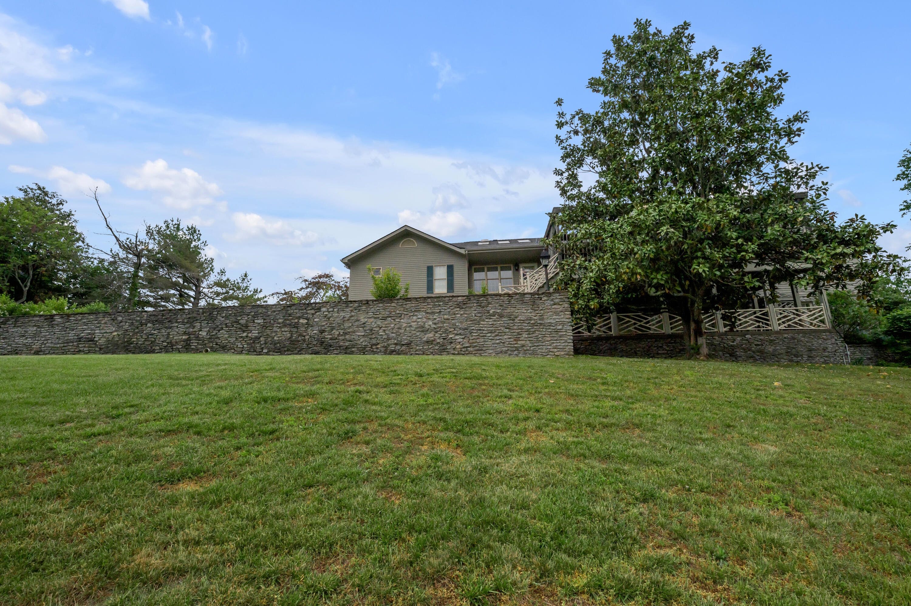 105 Old Farm Road Property Photo 93