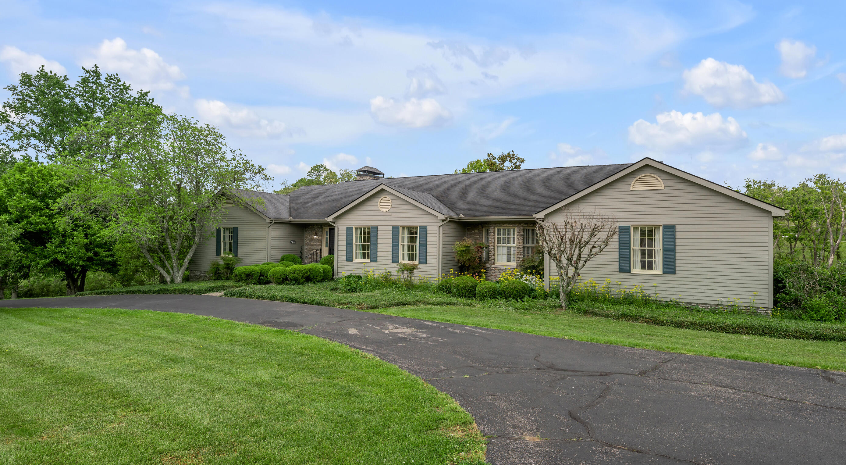 105 Old Farm Road Property Photo 94