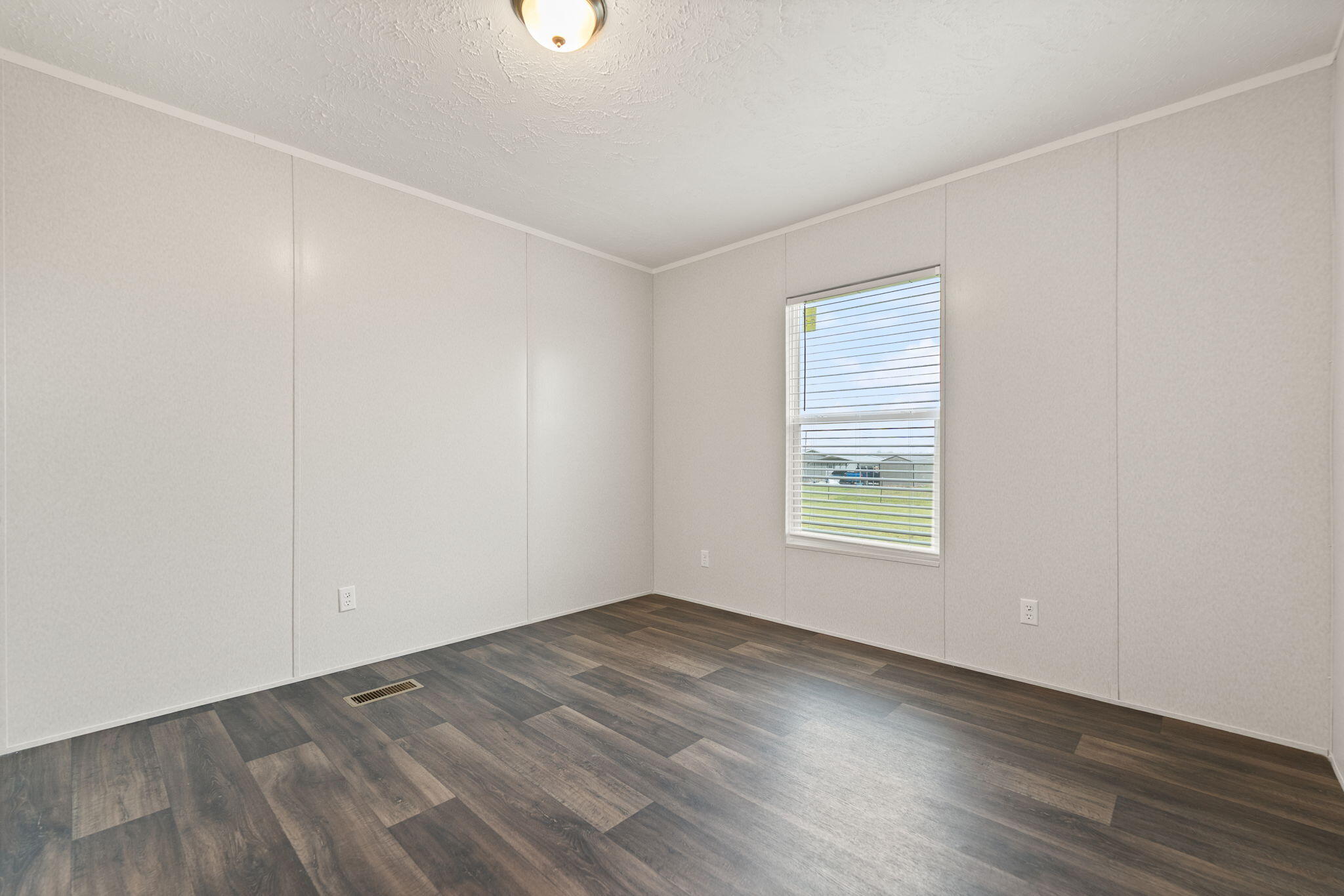 67 Wolf Bend Property Photo 38