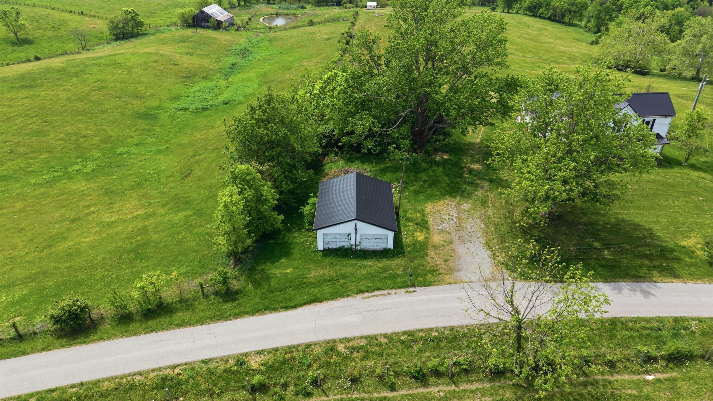 650 Gillispie Road Property Photo 10
