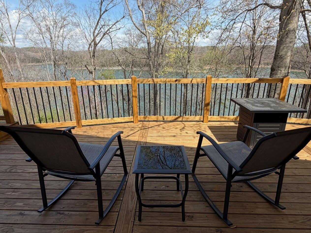 404 Lorel Dunbar Road Property Photo 1