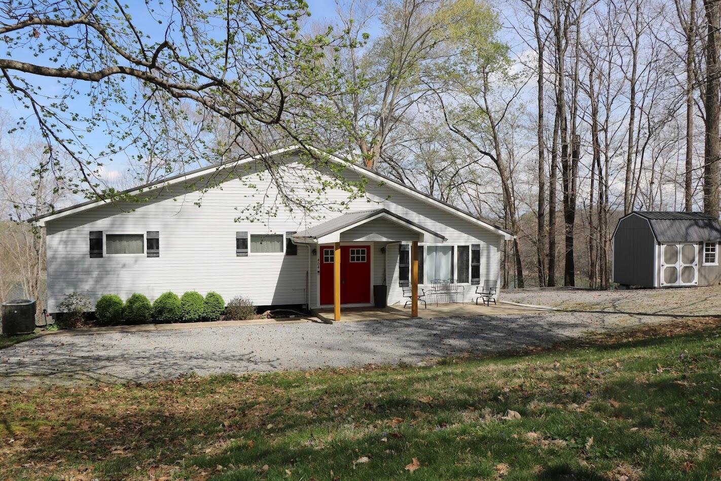 404 Lorel Dunbar Road Property Photo 2