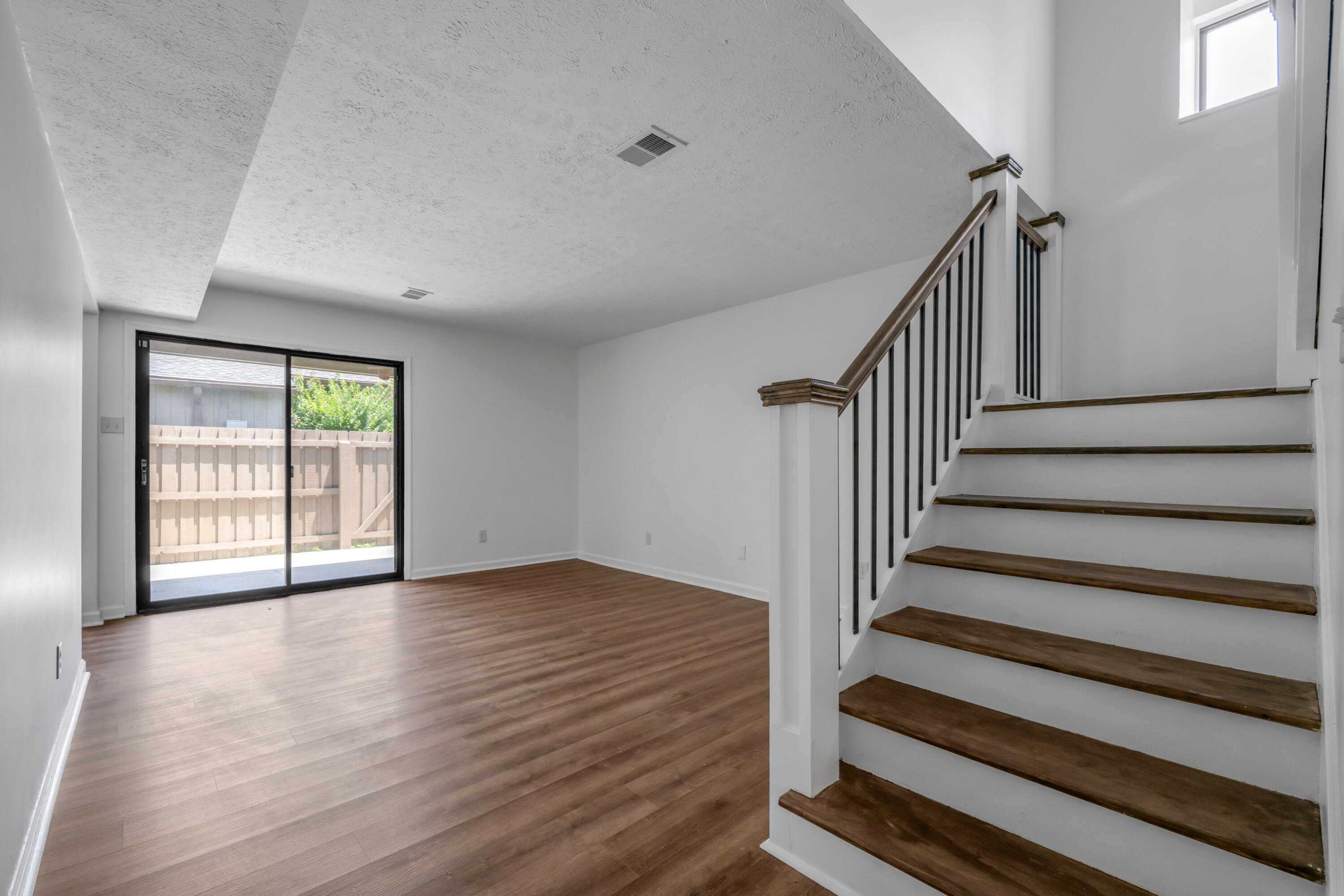 500 Laketower Drive Unit 23 Property Photo 12