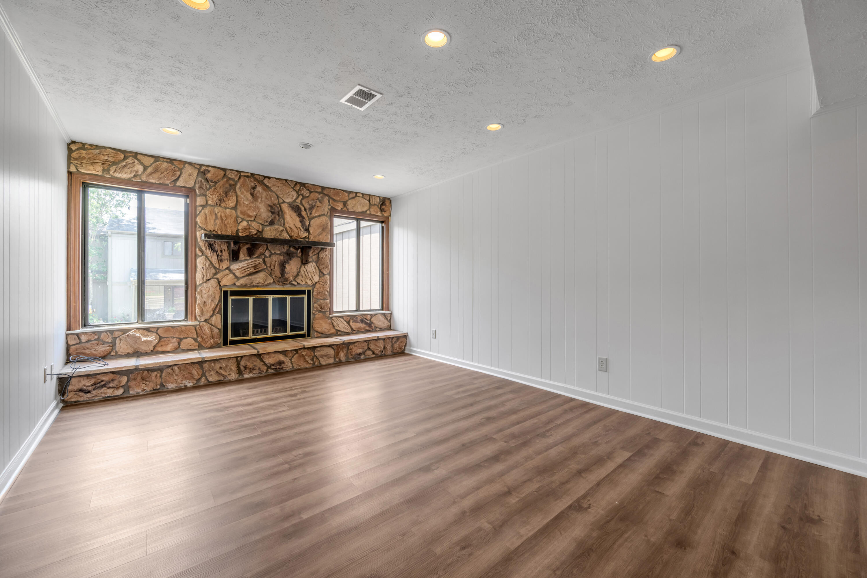 500 Laketower Drive Unit 23 Property Photo 20