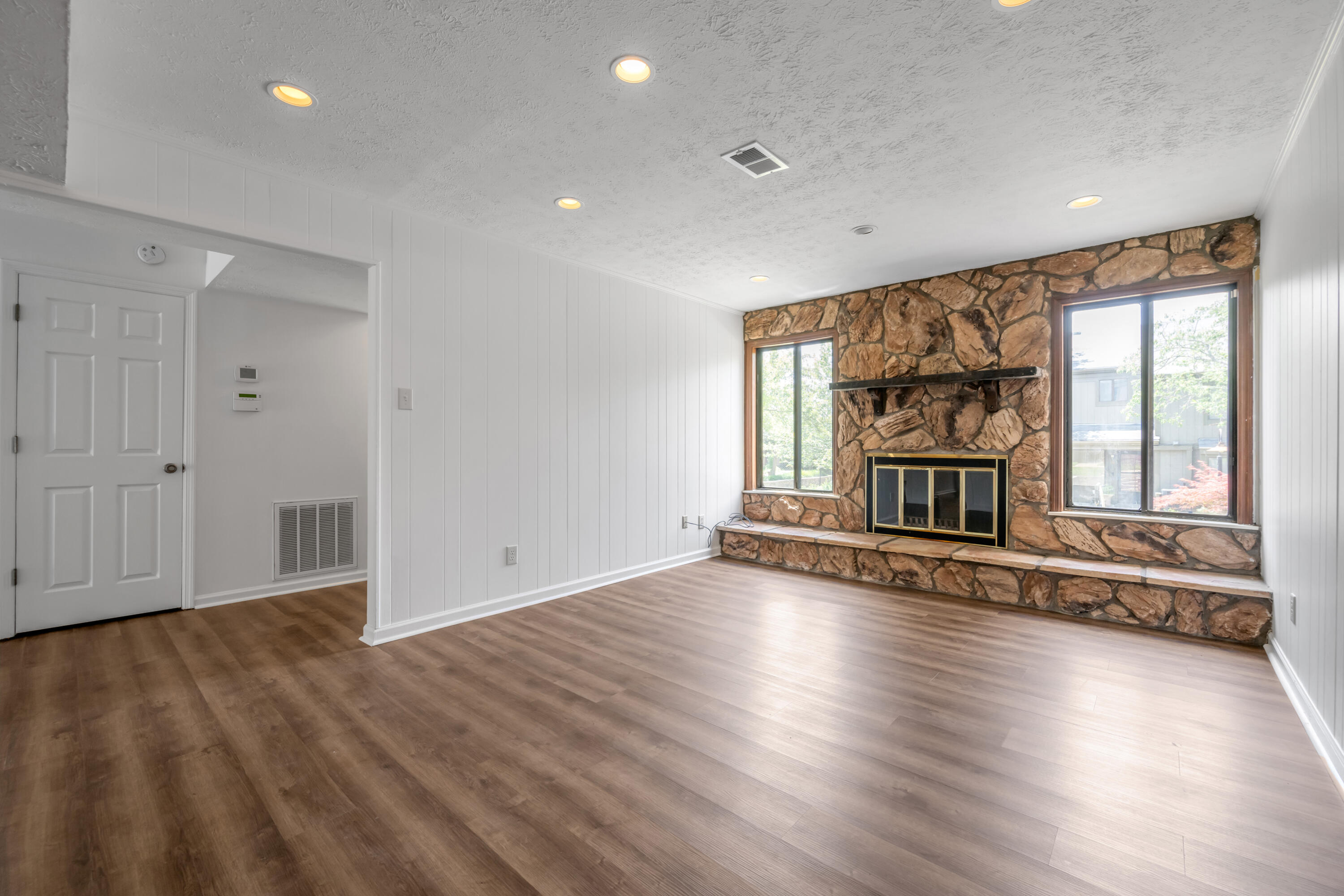 500 Laketower Drive Unit 23 Property Photo 21