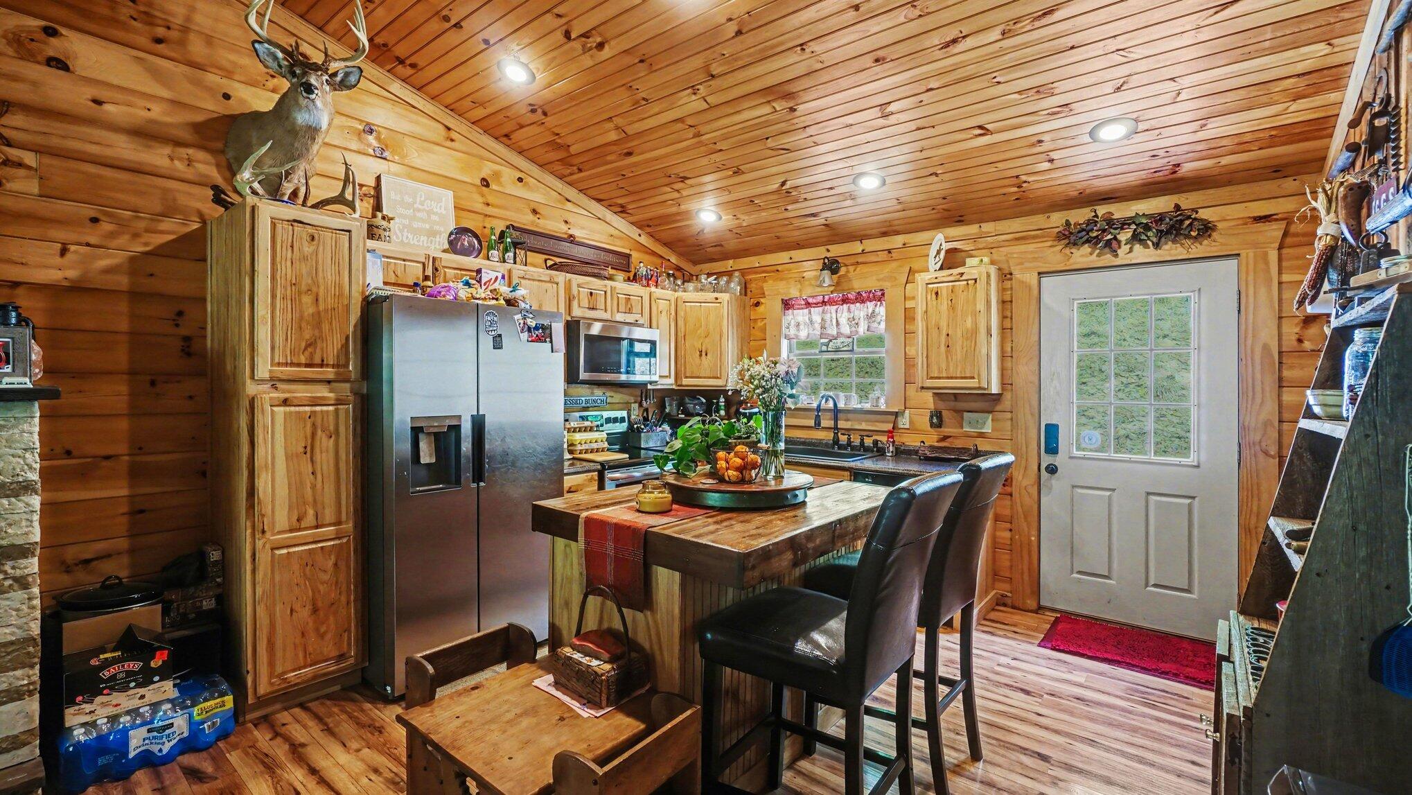 1630 Lower Hatcher Creek Road Property Photo 15