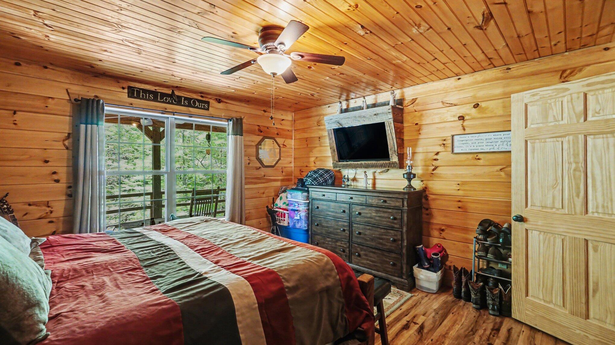 1630 Lower Hatcher Creek Road Property Photo 18