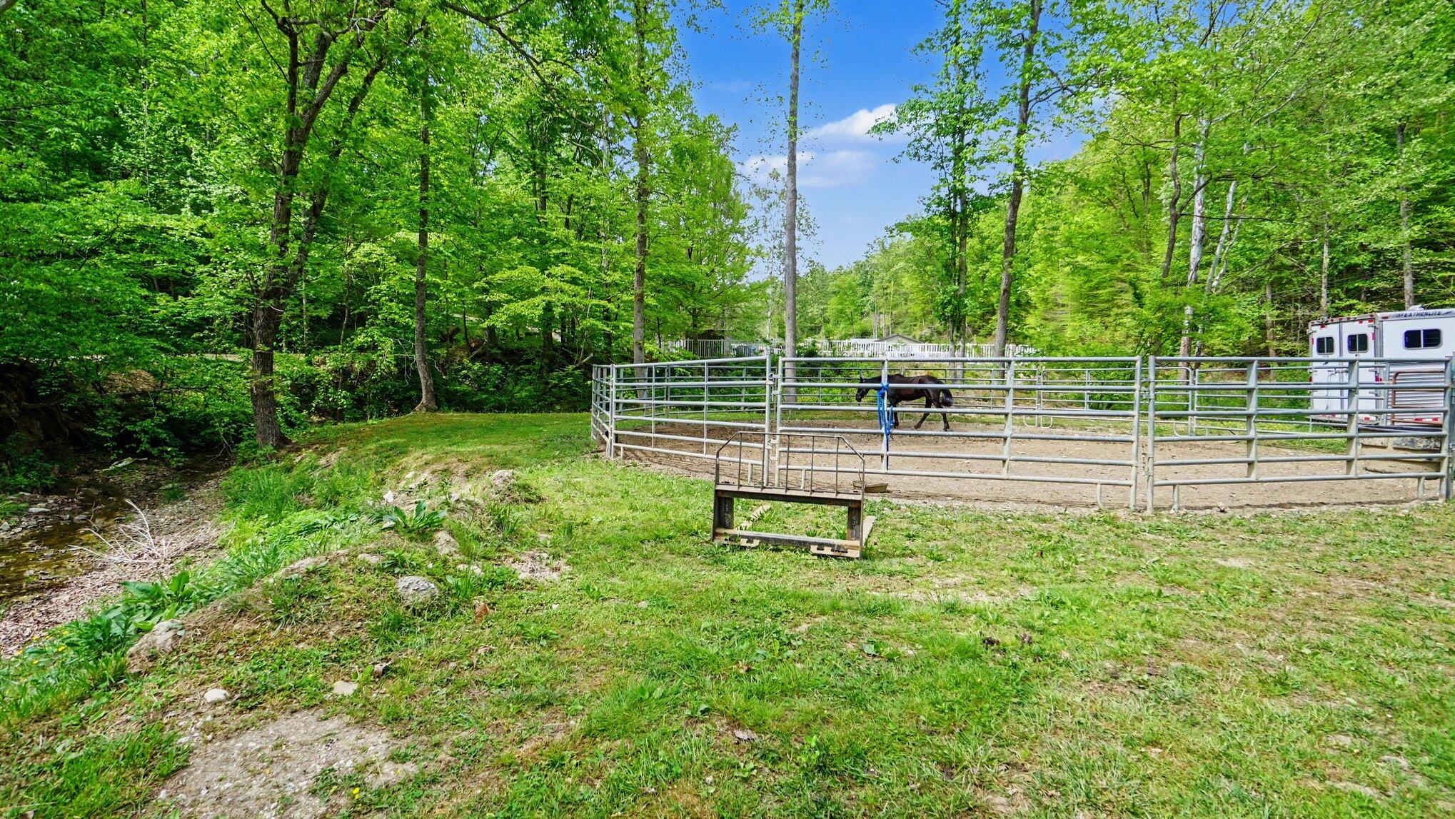 1630 Lower Hatcher Creek Road Property Photo 27
