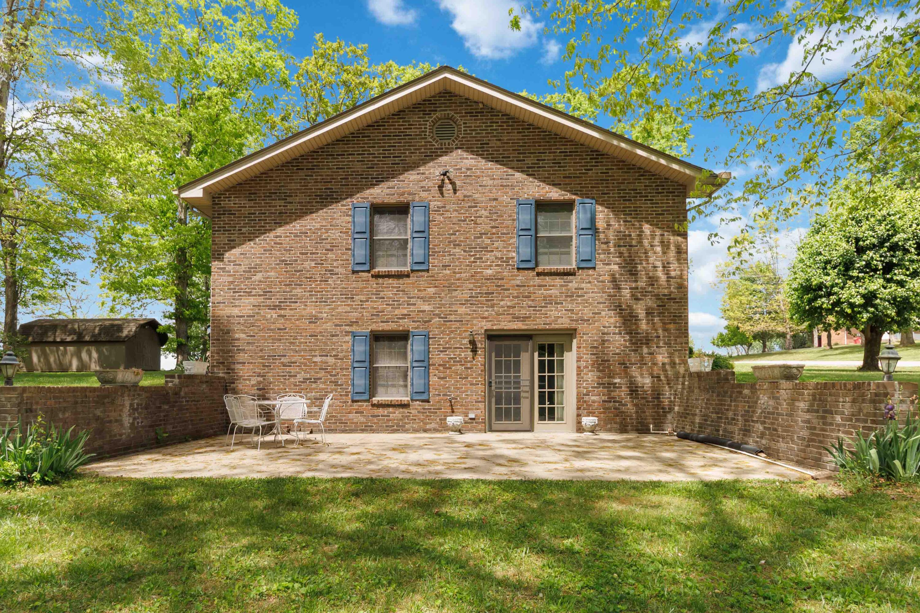 1242 Yorkshire Estates Road Property Photo 10