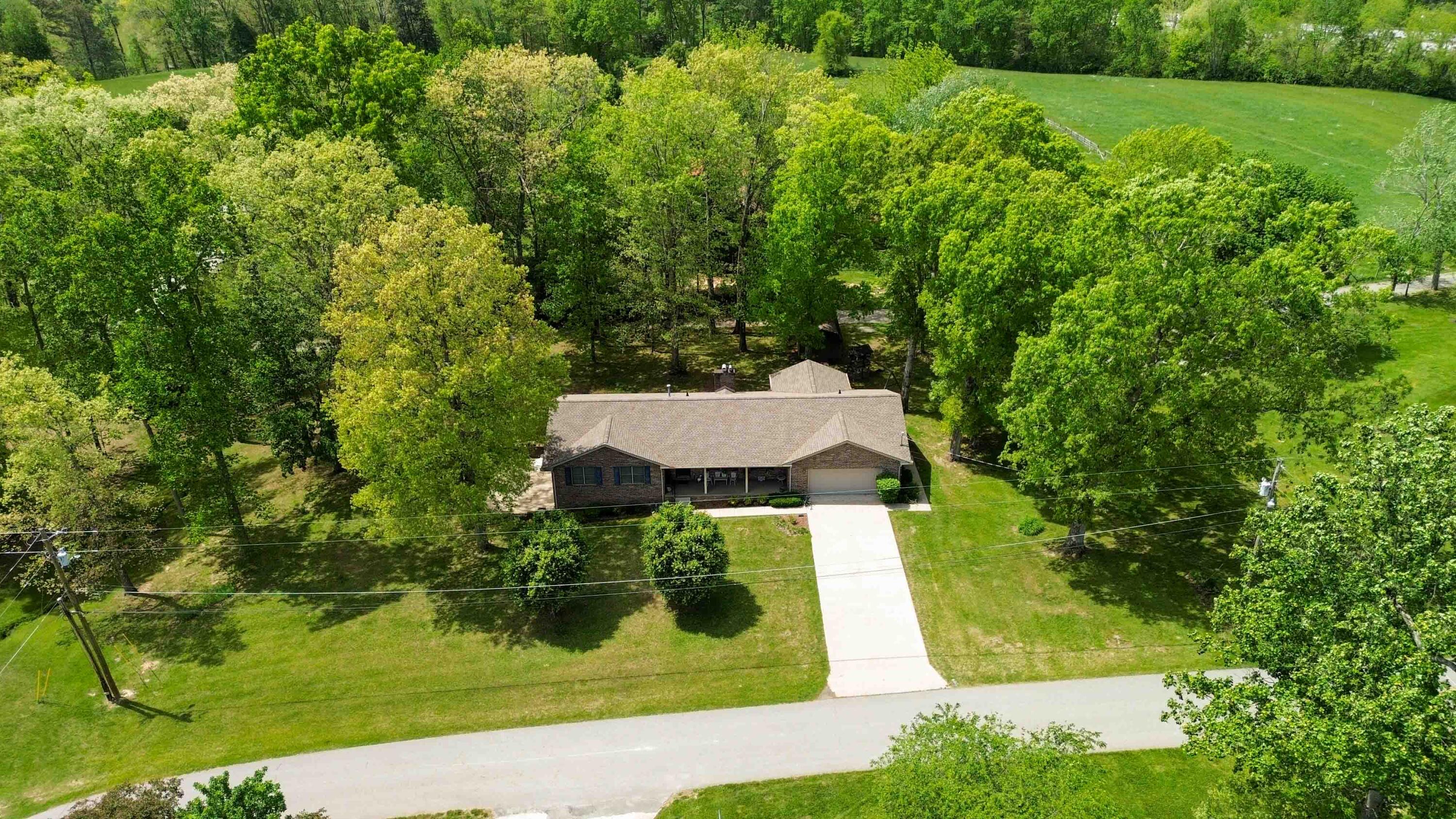 1242 Yorkshire Estates Road Property Photo 15