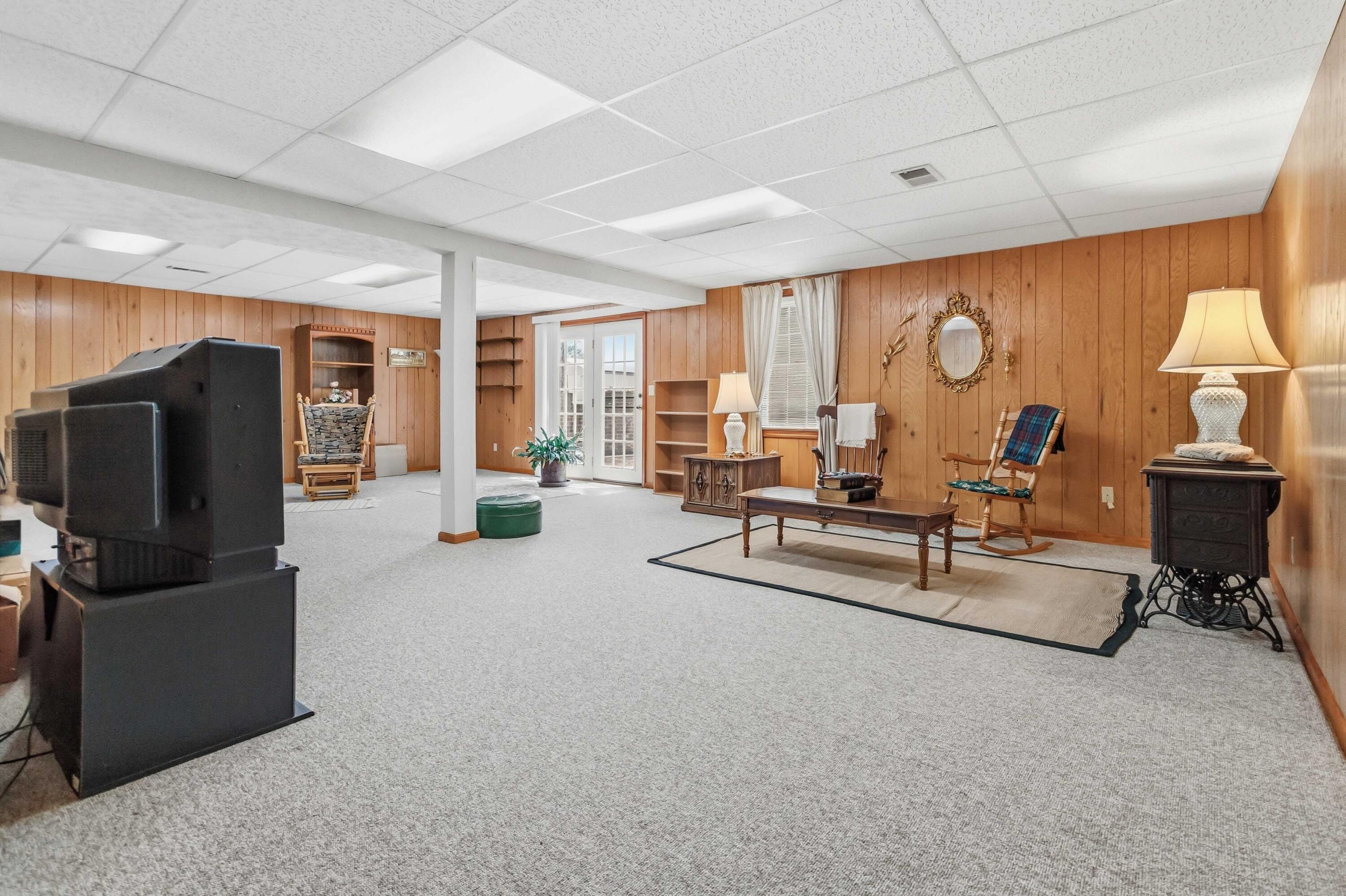 1242 Yorkshire Estates Road Property Photo 45