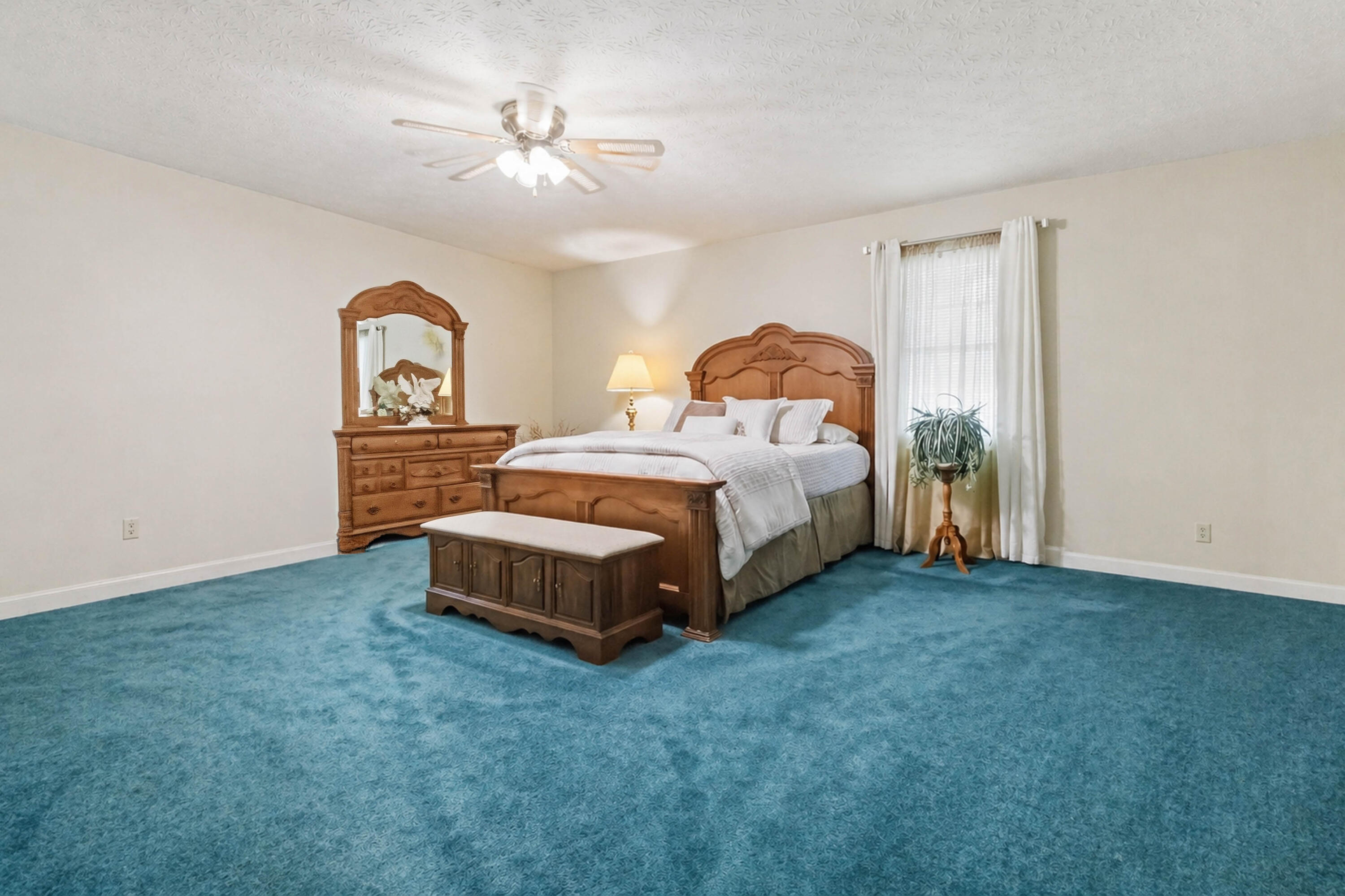 1242 Yorkshire Estates Road Property Photo 51