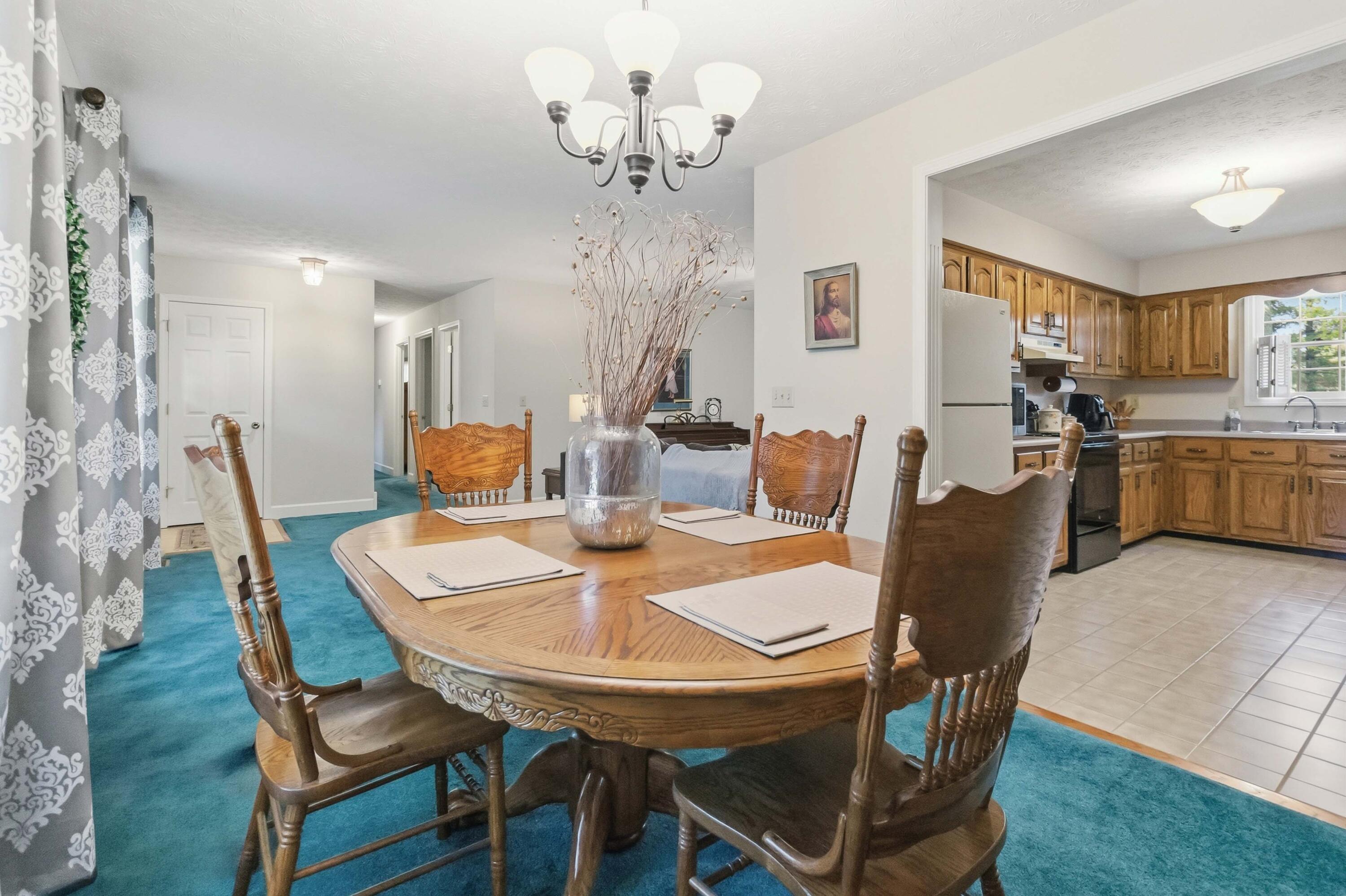 1242 Yorkshire Estates Road Property Photo 55