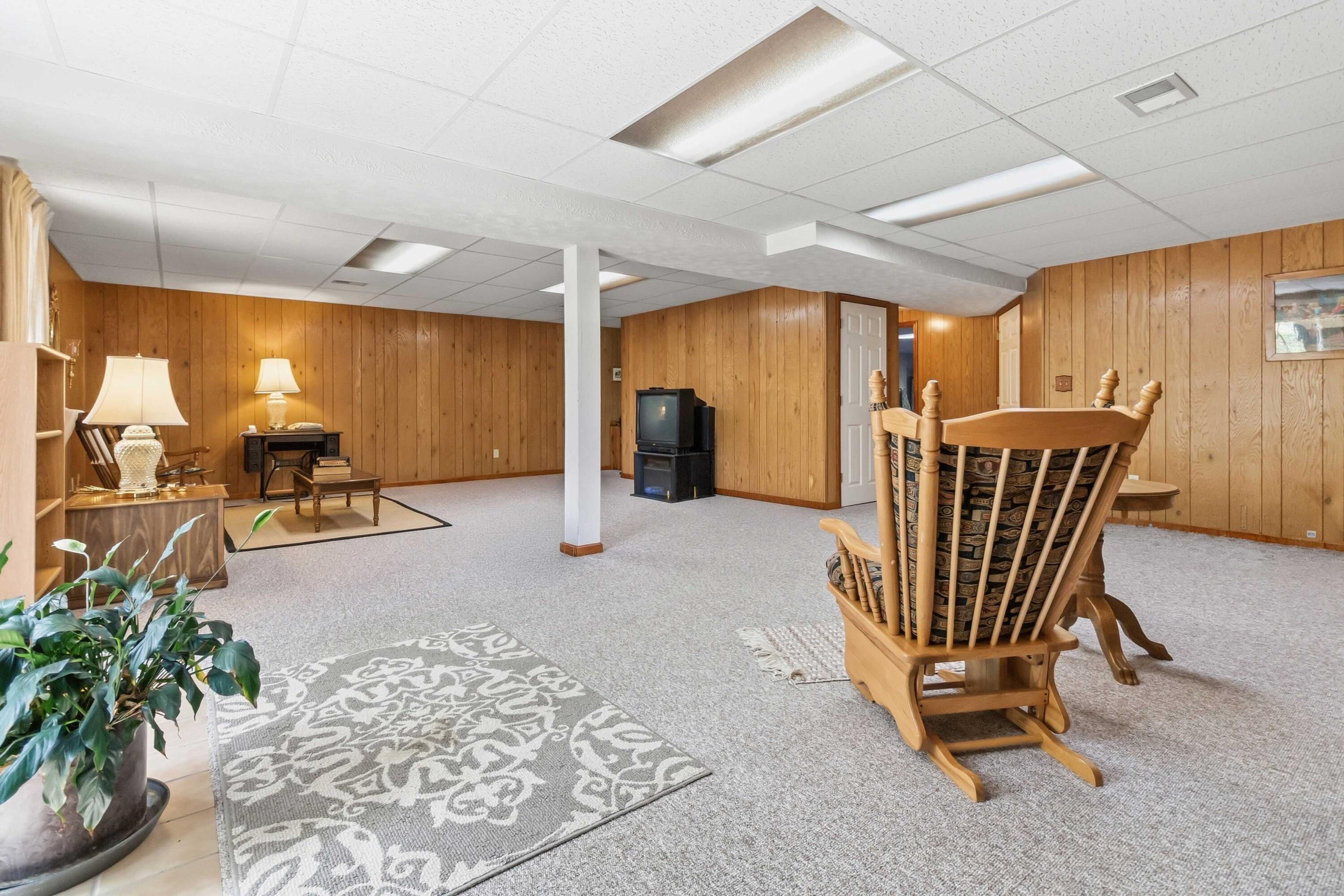 1242 Yorkshire Estates Road Property Photo 58