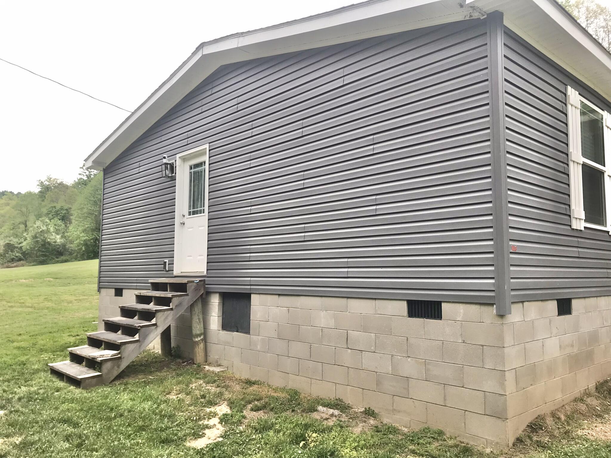 528 Skaggs Drive Property Photo 4