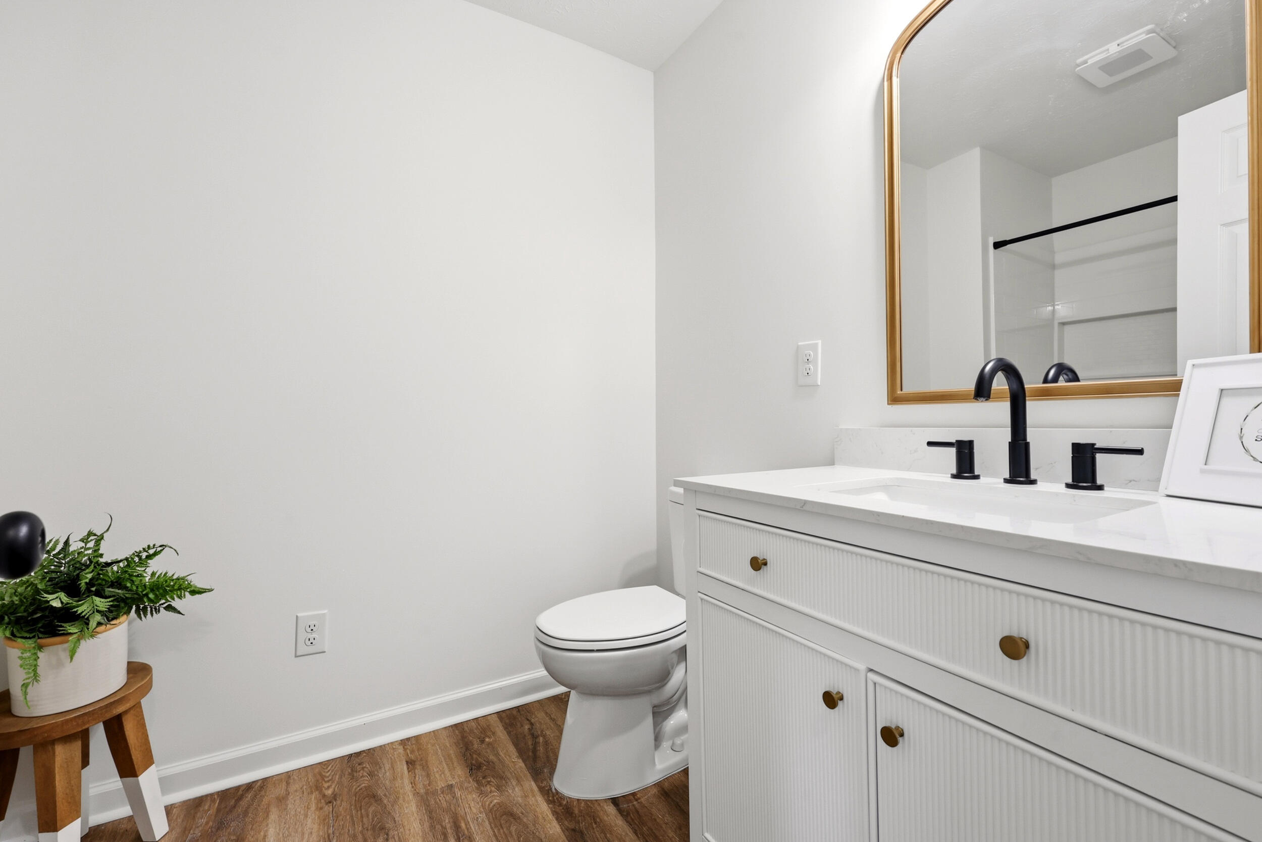 512 Stone Creek Drive Property Photo 15
