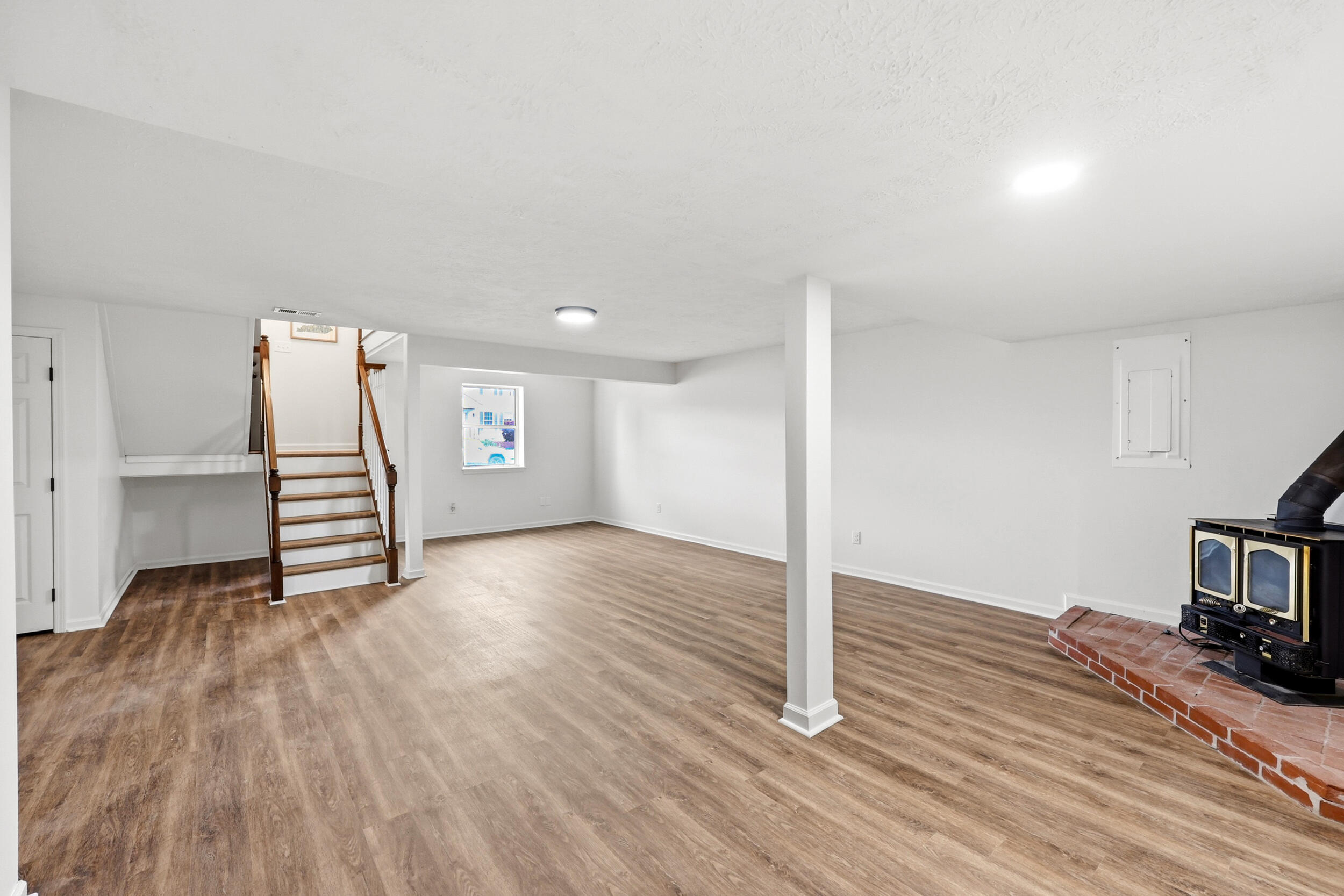 512 Stone Creek Drive Property Photo 19