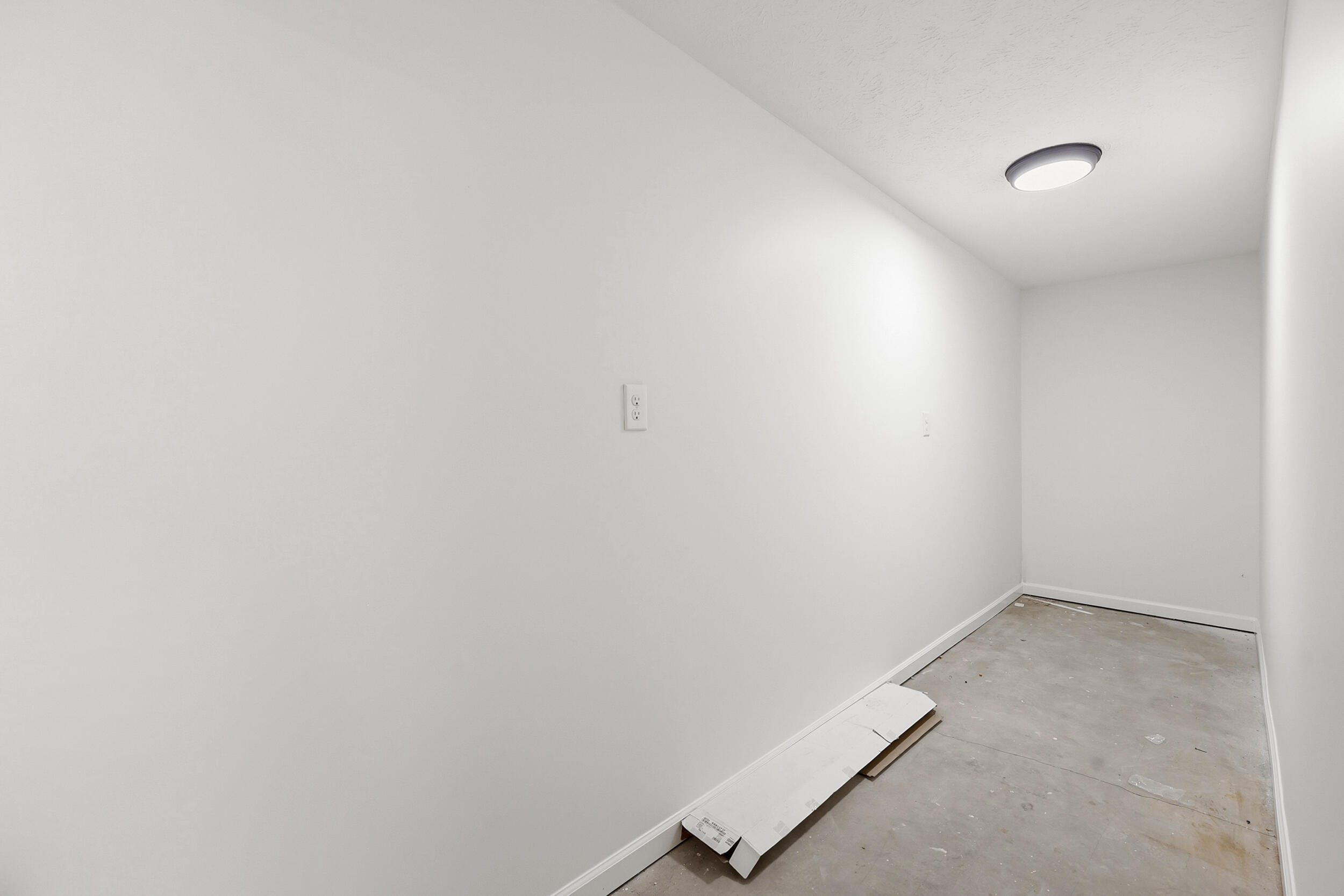 512 Stone Creek Drive Property Photo 23