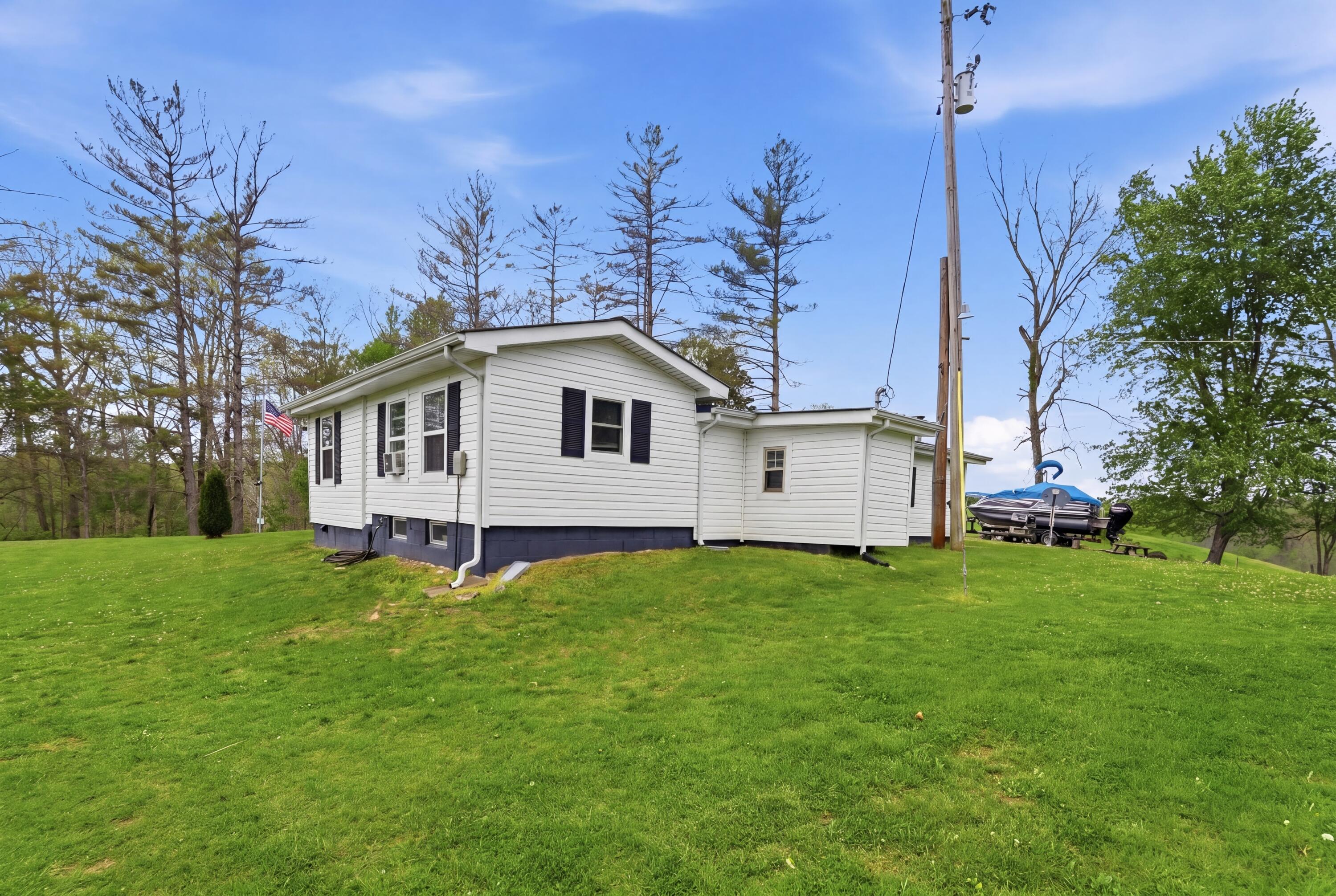 595 Ky-2002 Property Photo 8
