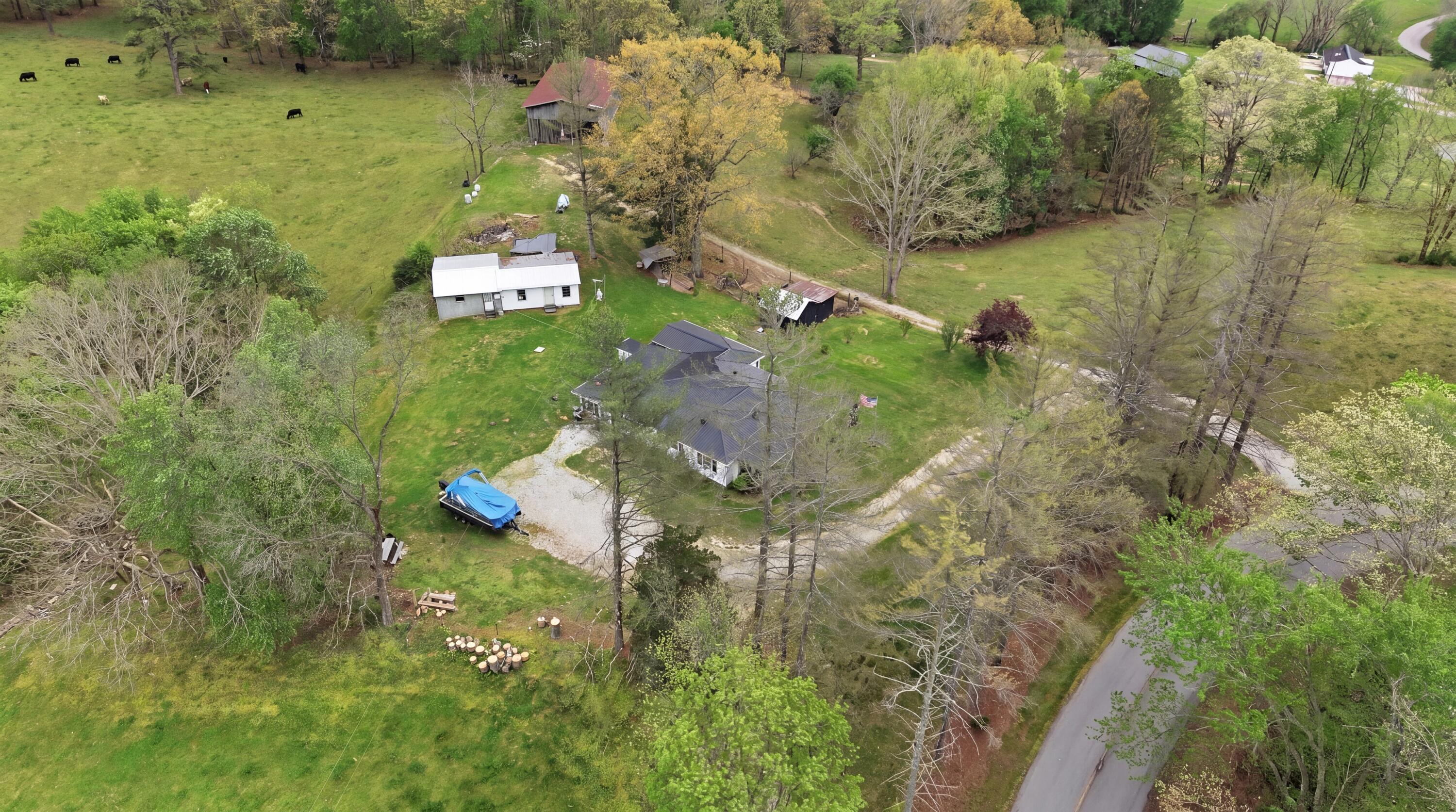 595 Ky-2002 Property Photo 50