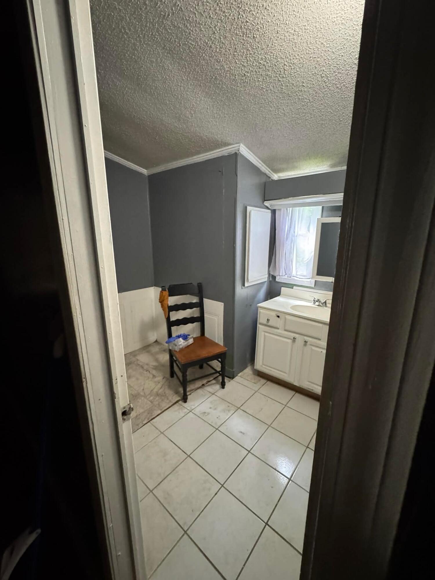 395 High Rock Road Property Photo 25