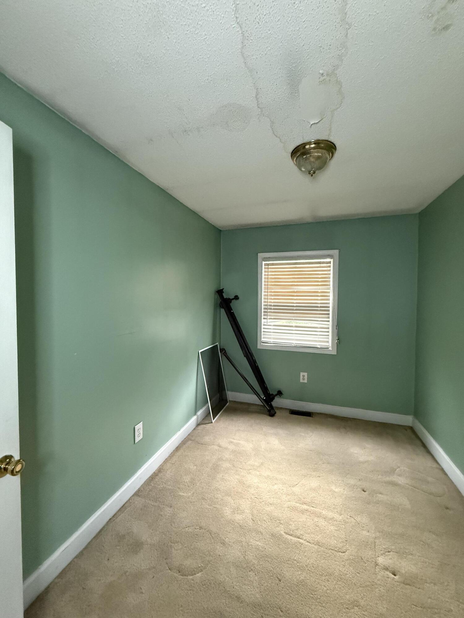 395 High Rock Road Property Photo 33