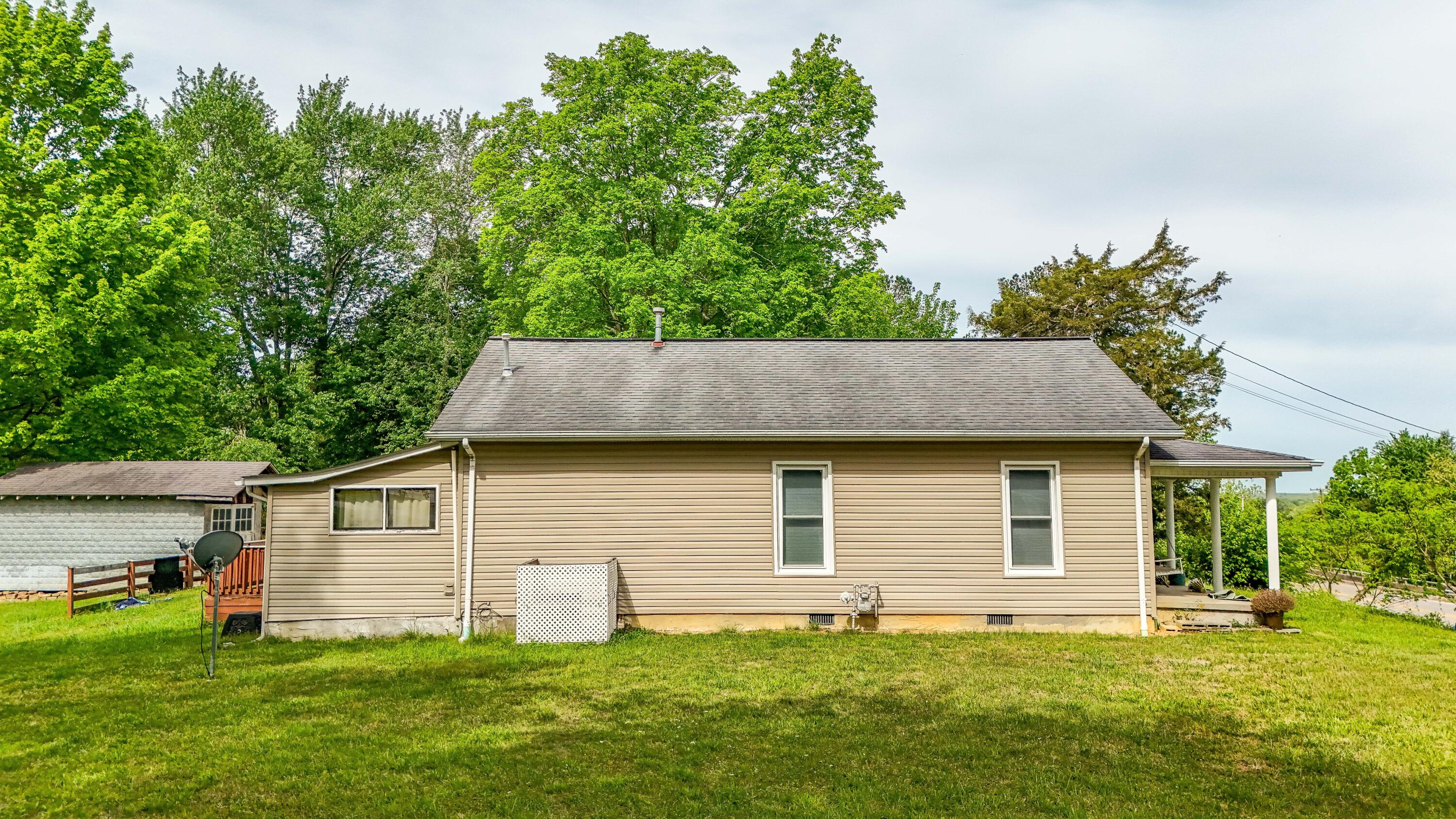 1731 Gordon Hill Pike Property Photo 31