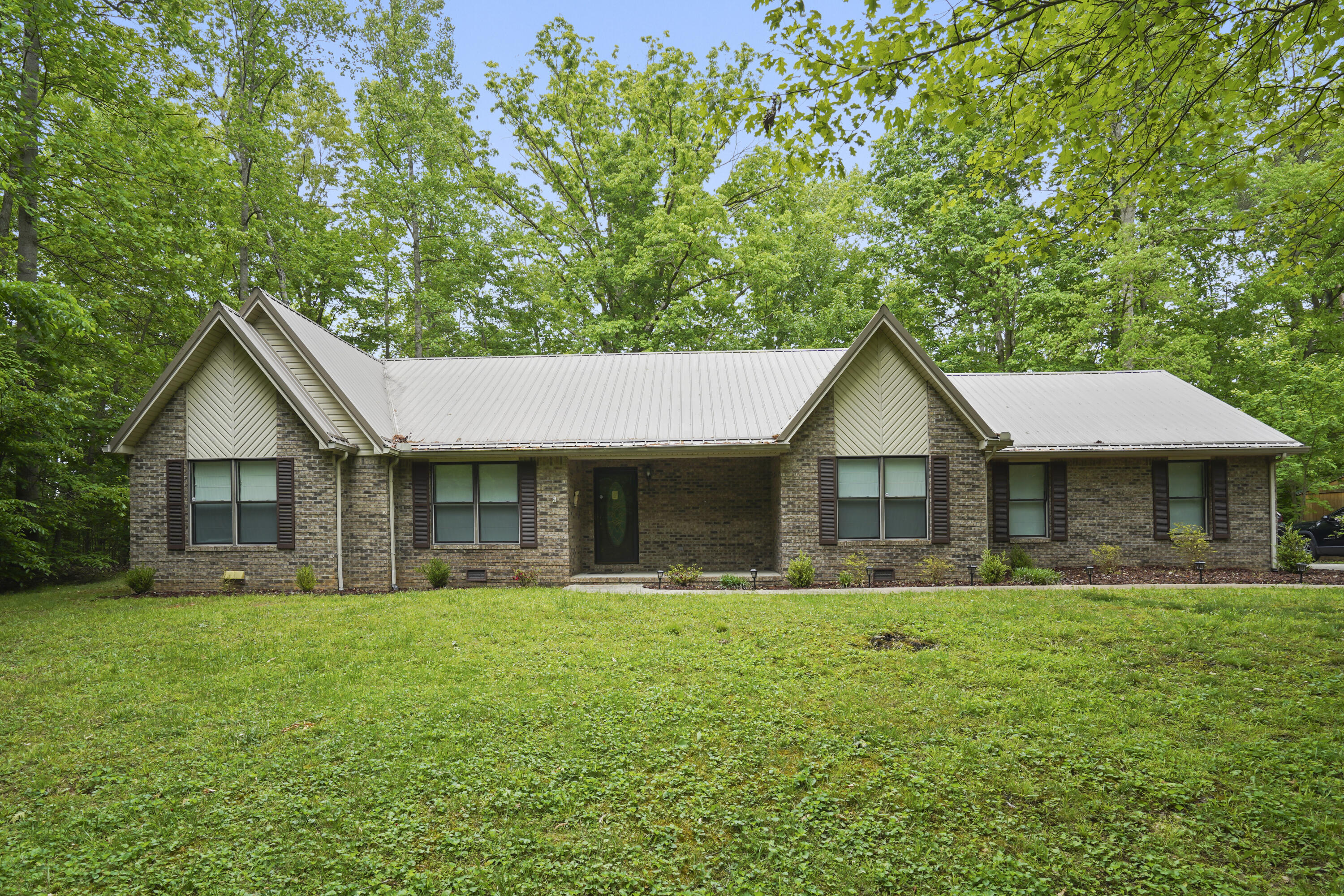 30 Wondering Point Property Photo 1