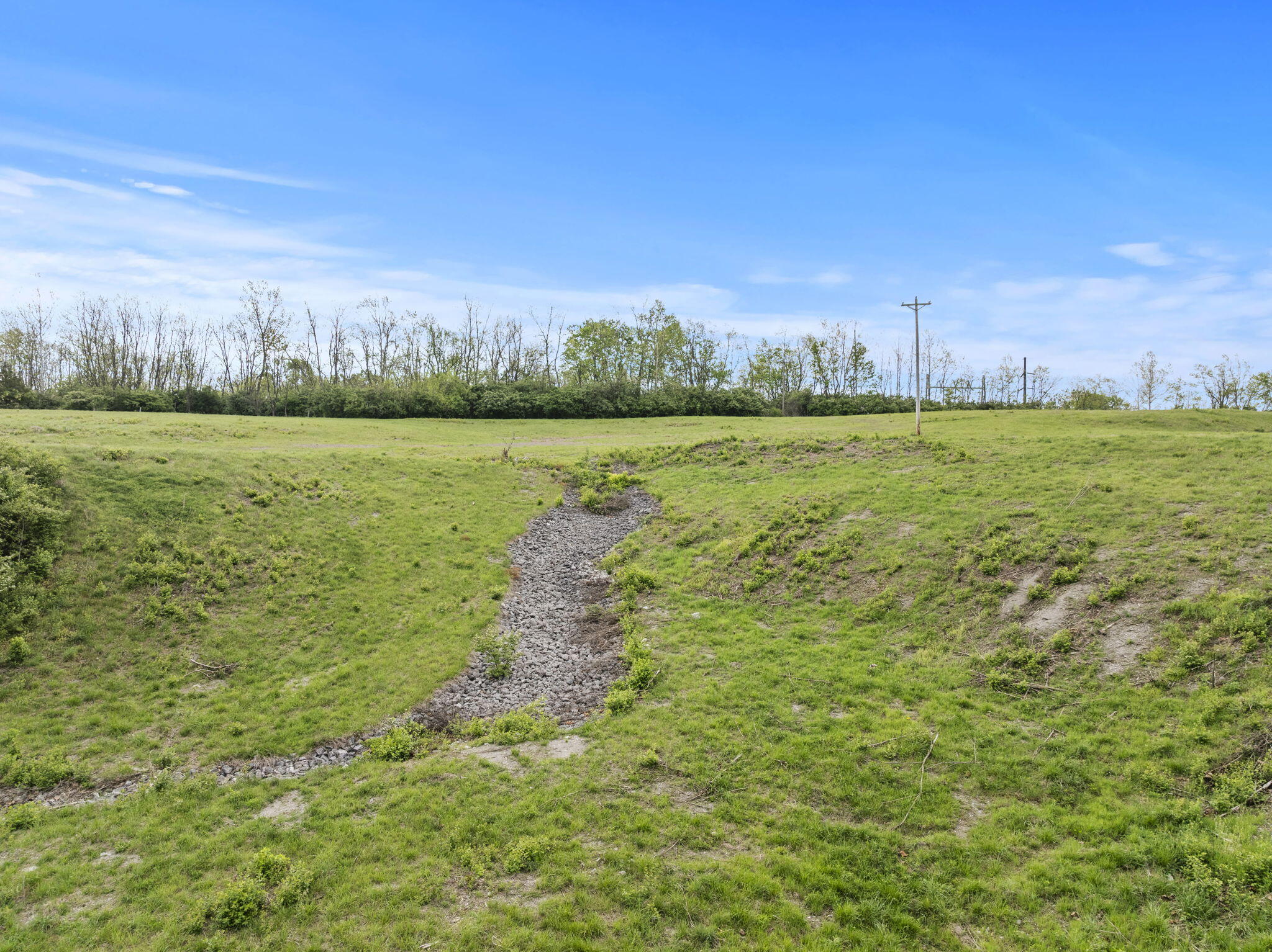 1514 Russell Cave Road Property Photo 12