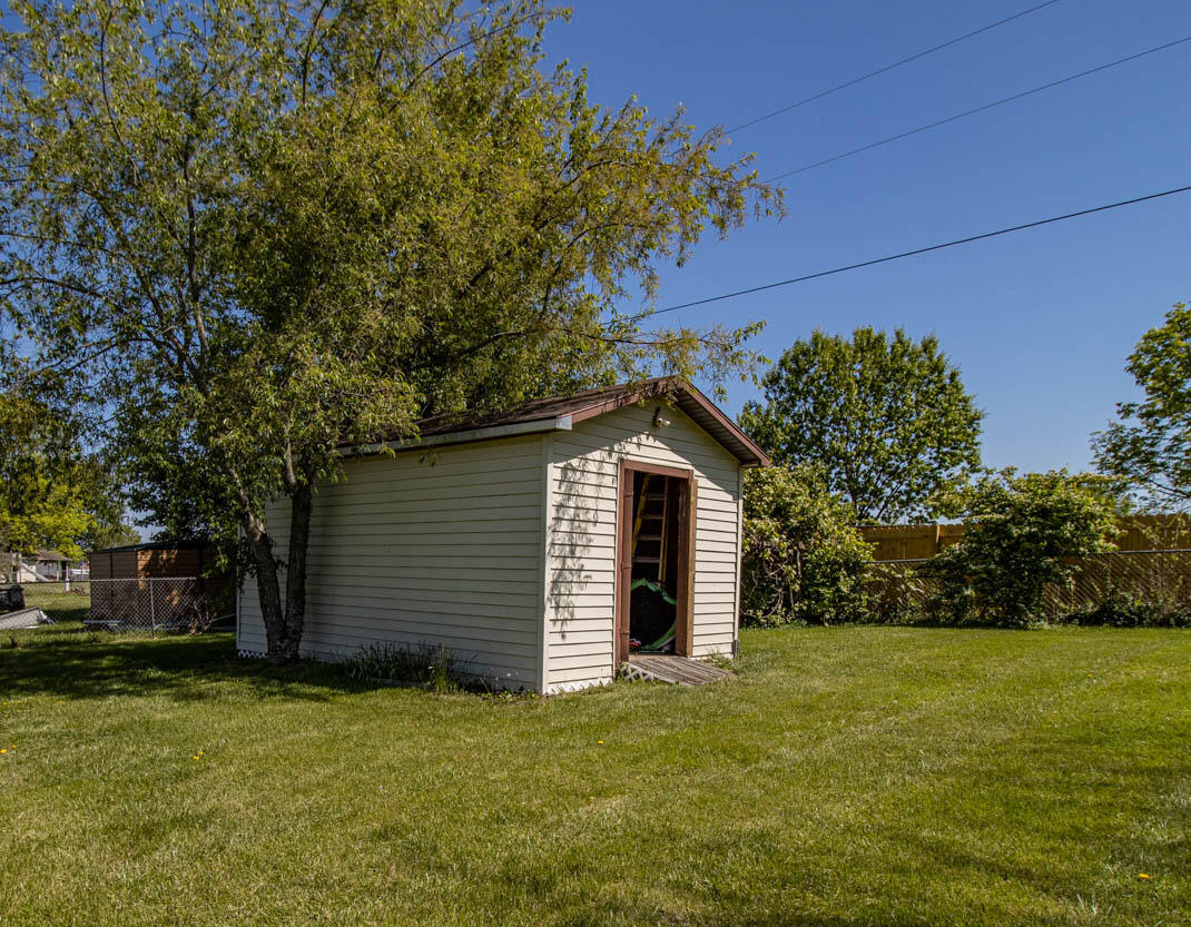 1025 Crestwood Heights Property Photo 33
