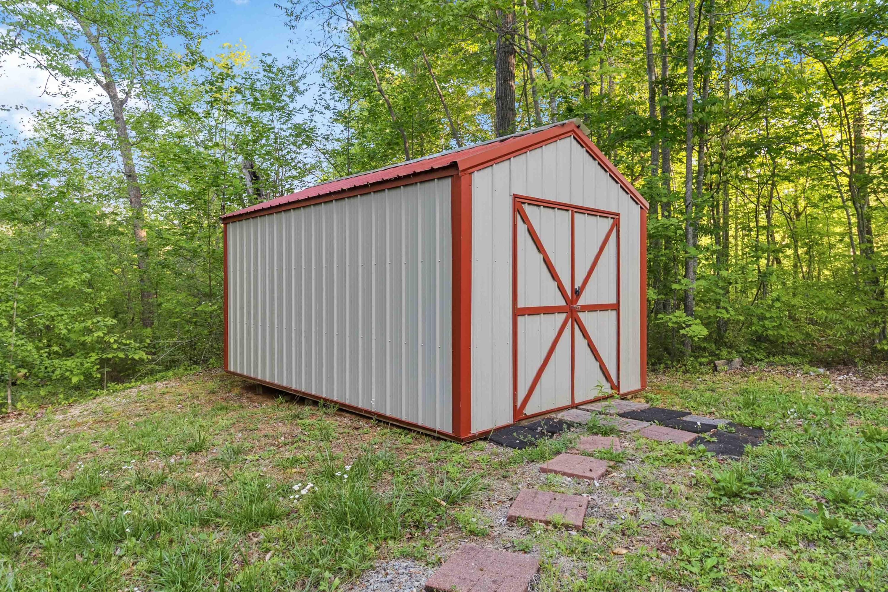 318 Pine Tree Circle Property Photo 49
